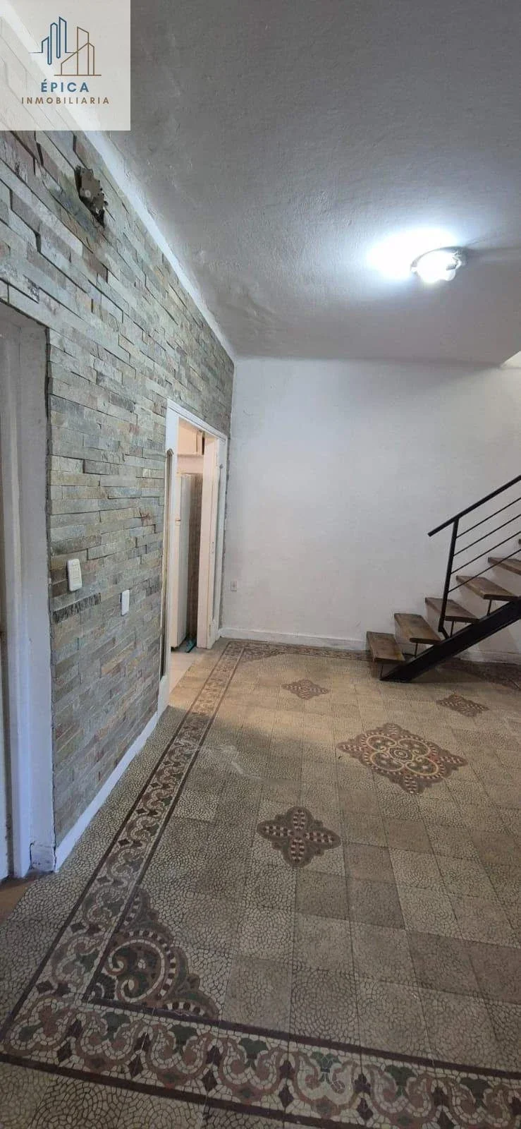 Casa de 4 dormitorios en venta c/ cochera en Reducto - Imagen 5
