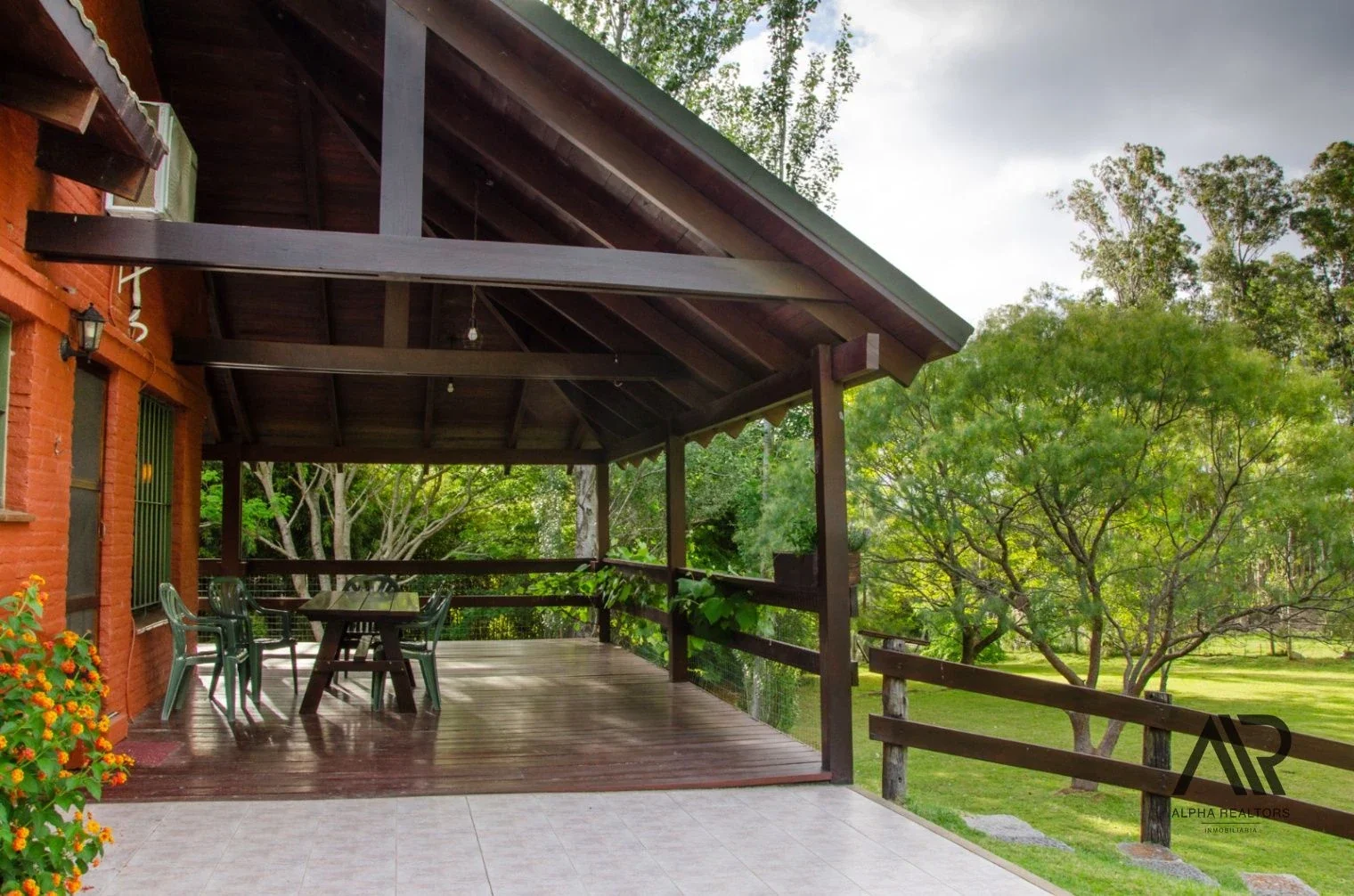 Venta Casa 3 dormitorios, 2 baños, gran terreno en Bella Vista - Imagen 5