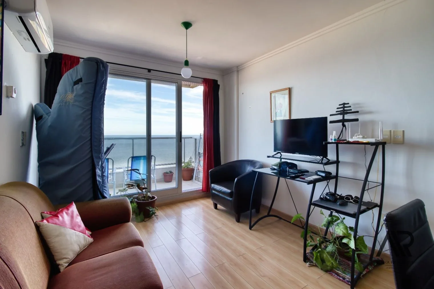Apartamento en venta c/ cochera compartida en Malvin - Imagen 4