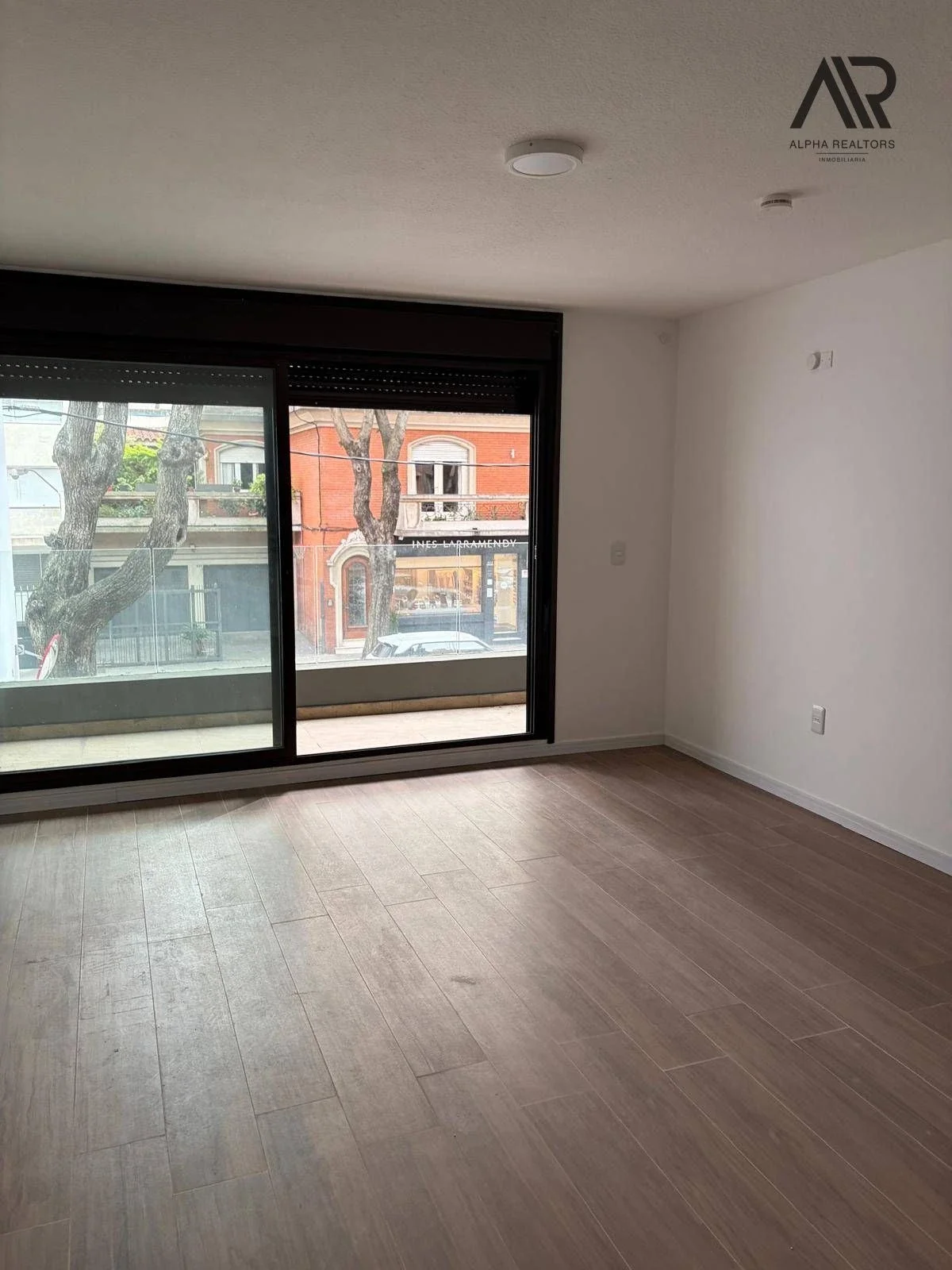 Apartamento en alquiler en Villa Biarritz - Imagen 3