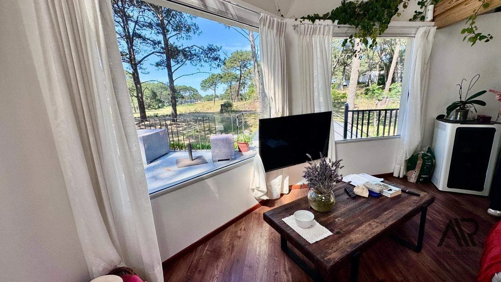 Casa en venta c/ cochera en Laguna Del Sauce - Imagen 1