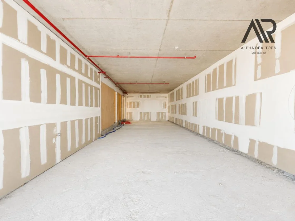 Venta oficina Ciudad Vieja con 2 cocheras - Imagen 3