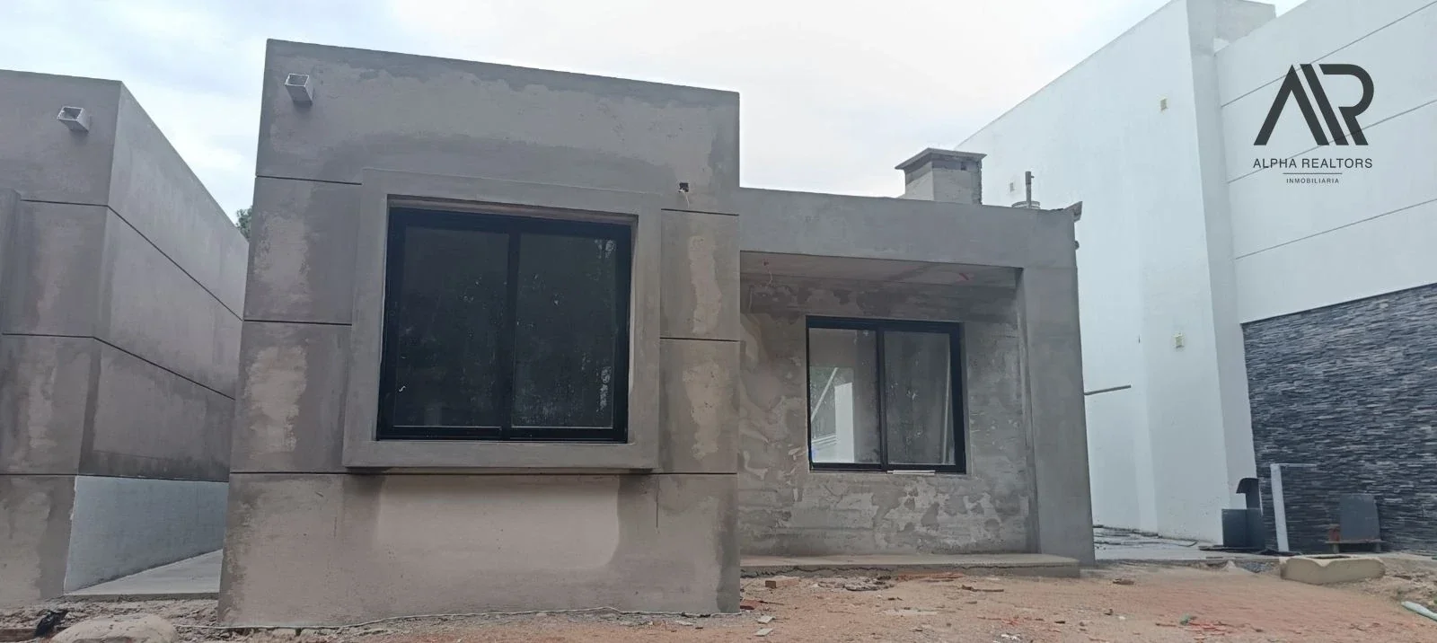 Casa en venta c/ cochera en Burnett - Imagen 3