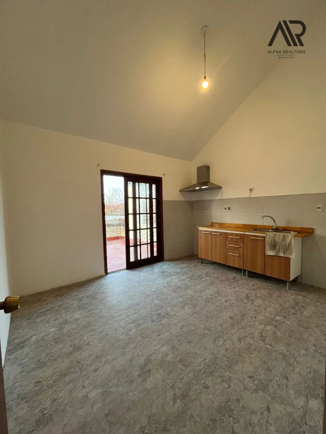 Casa en alquiler c/ cochera en Parque Carrasco - Imagen 4