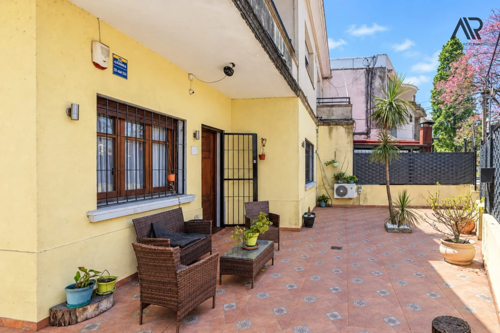 Casa en venta c/ cochera en Prado - Imagen 2
