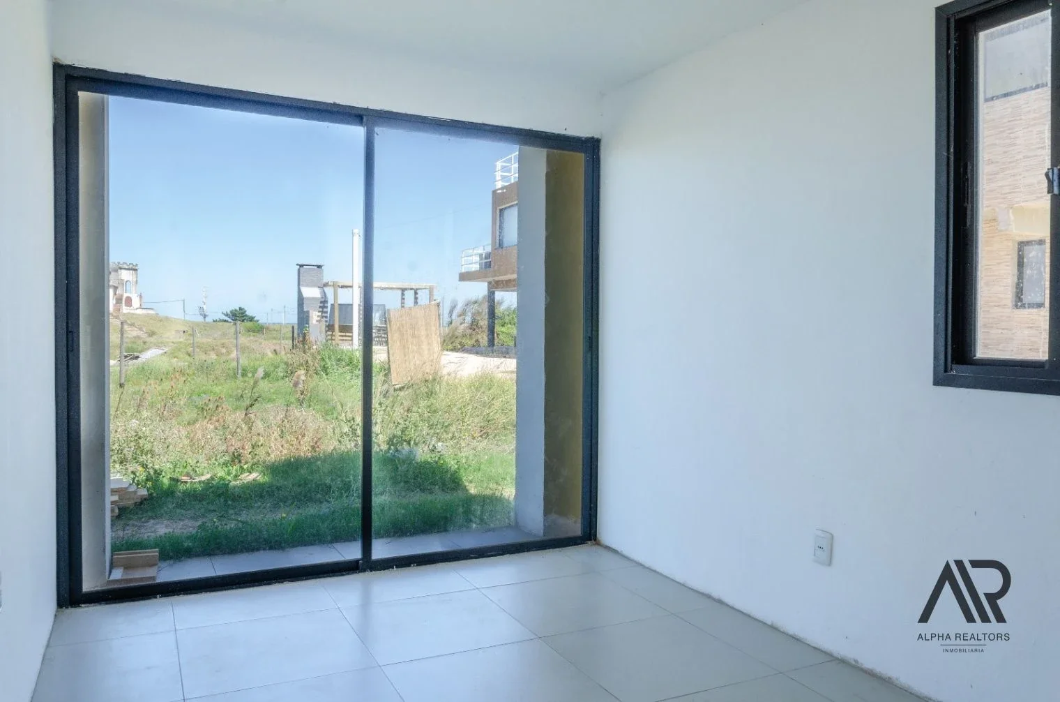Casa en venta c/ cochera en Punta Negra - Imagen 4