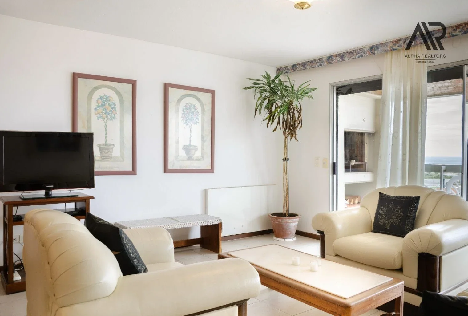 Apartamento en venta c/ cochera en Playa Mansa - Imagen 1