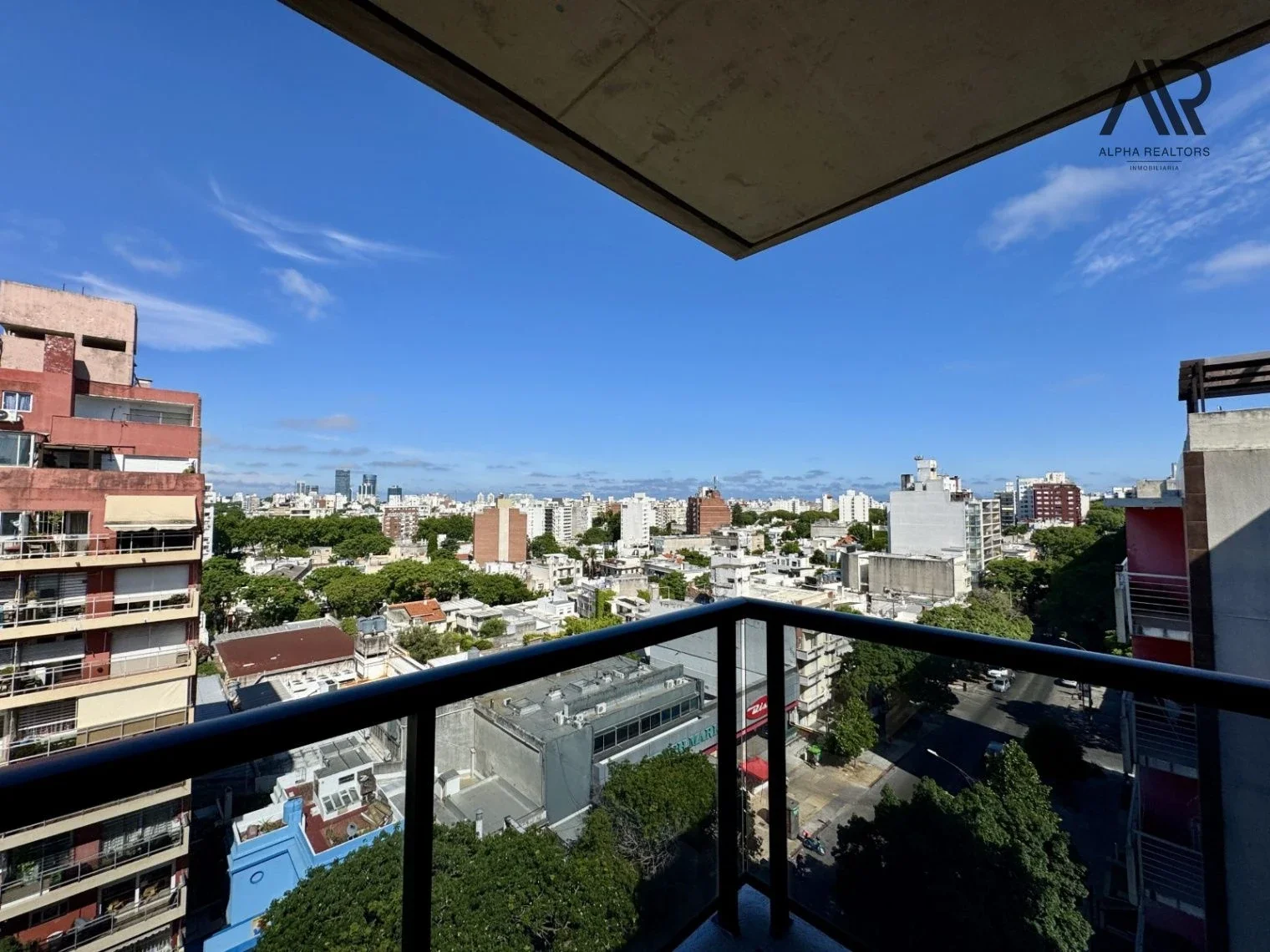 Moderno y AMPLIO apartamento de 2 dormitorios con terrazas al frente en Pocitos - Imagen 1
