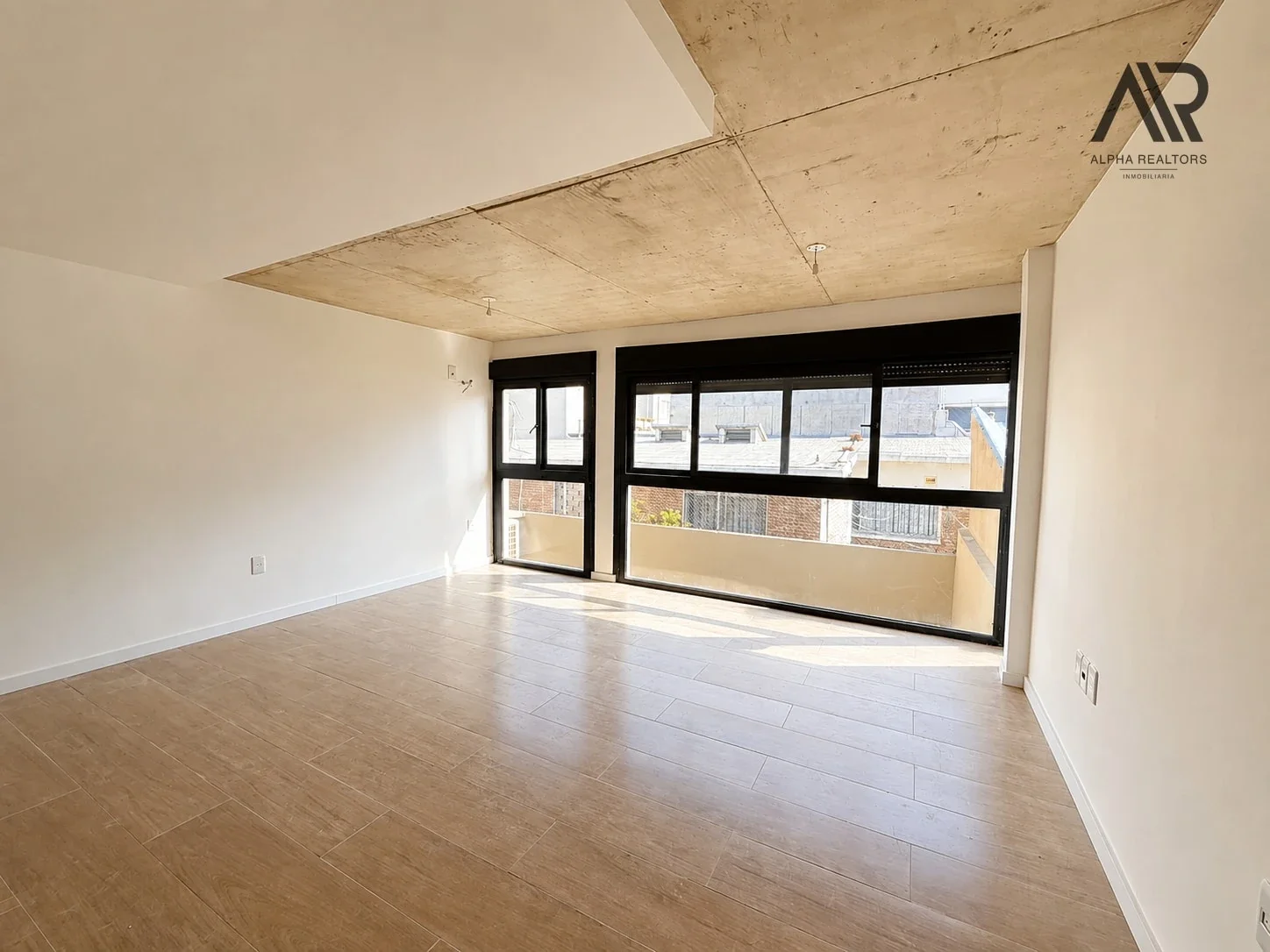 Venta Monoambiente Pocitos alquilado - Imagen 1