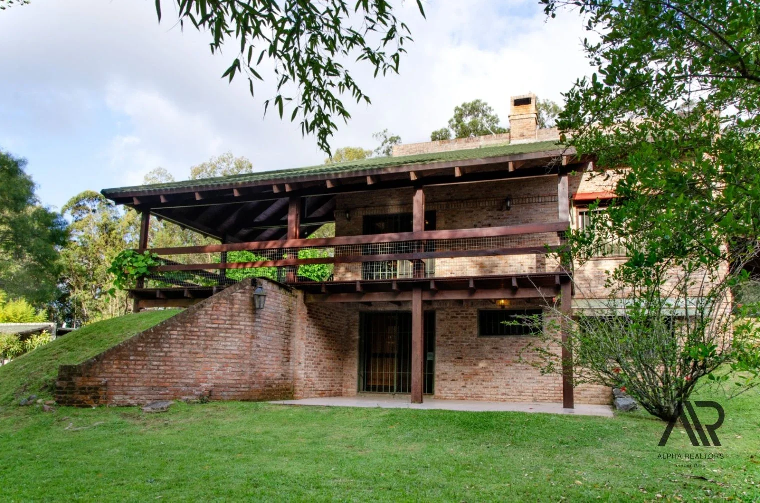 Venta Casa 3 dormitorios, 2 baños, gran terreno en Bella Vista - Imagen 4