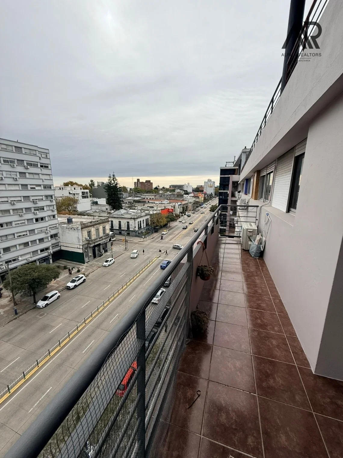 Apartamento en venta en Tres Cruces - Imagen 1