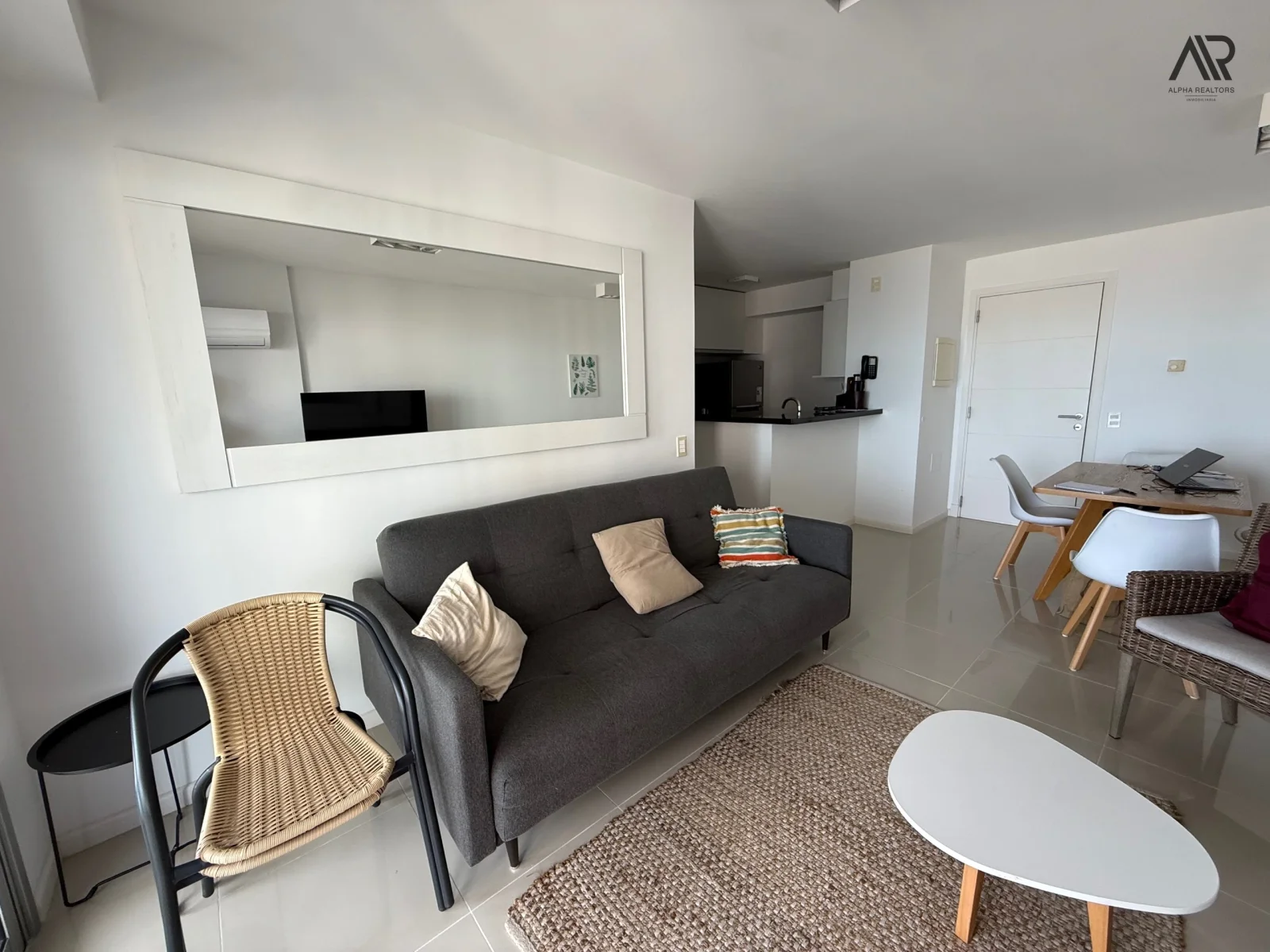 Apartamento en alquiler temporario c/ cochera en La Pastora - Imagen 3
