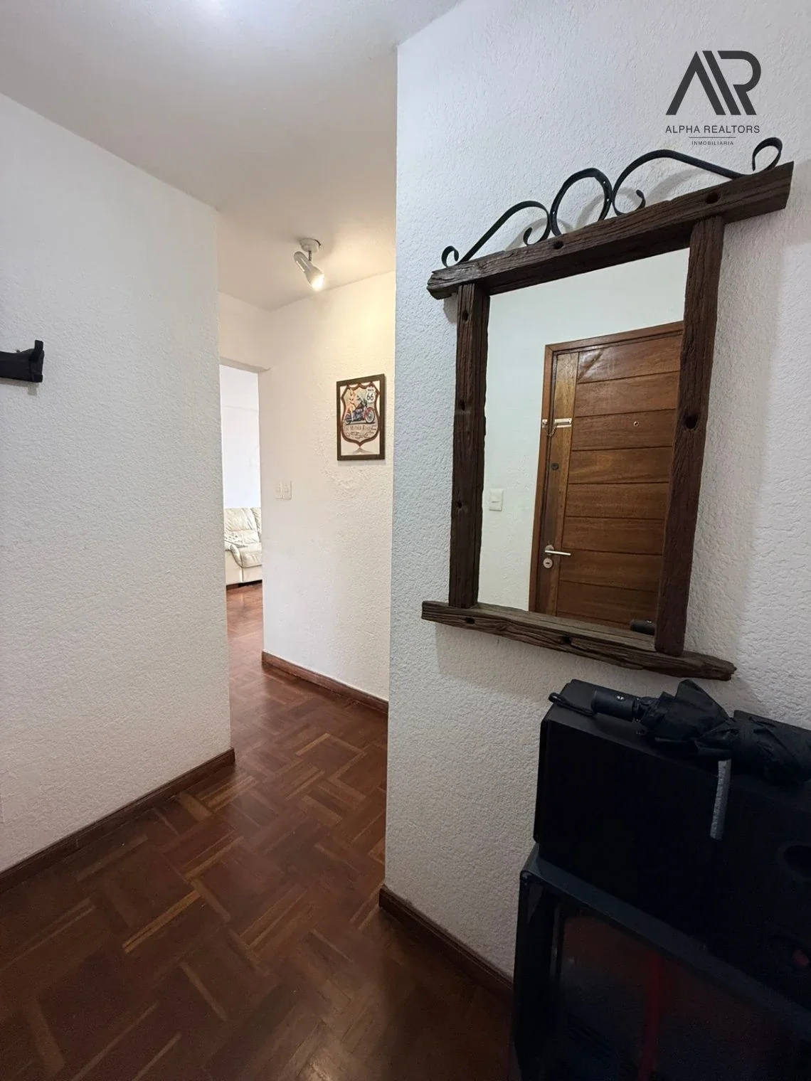 Apartamento en venta en Tres Cruces - Imagen 3