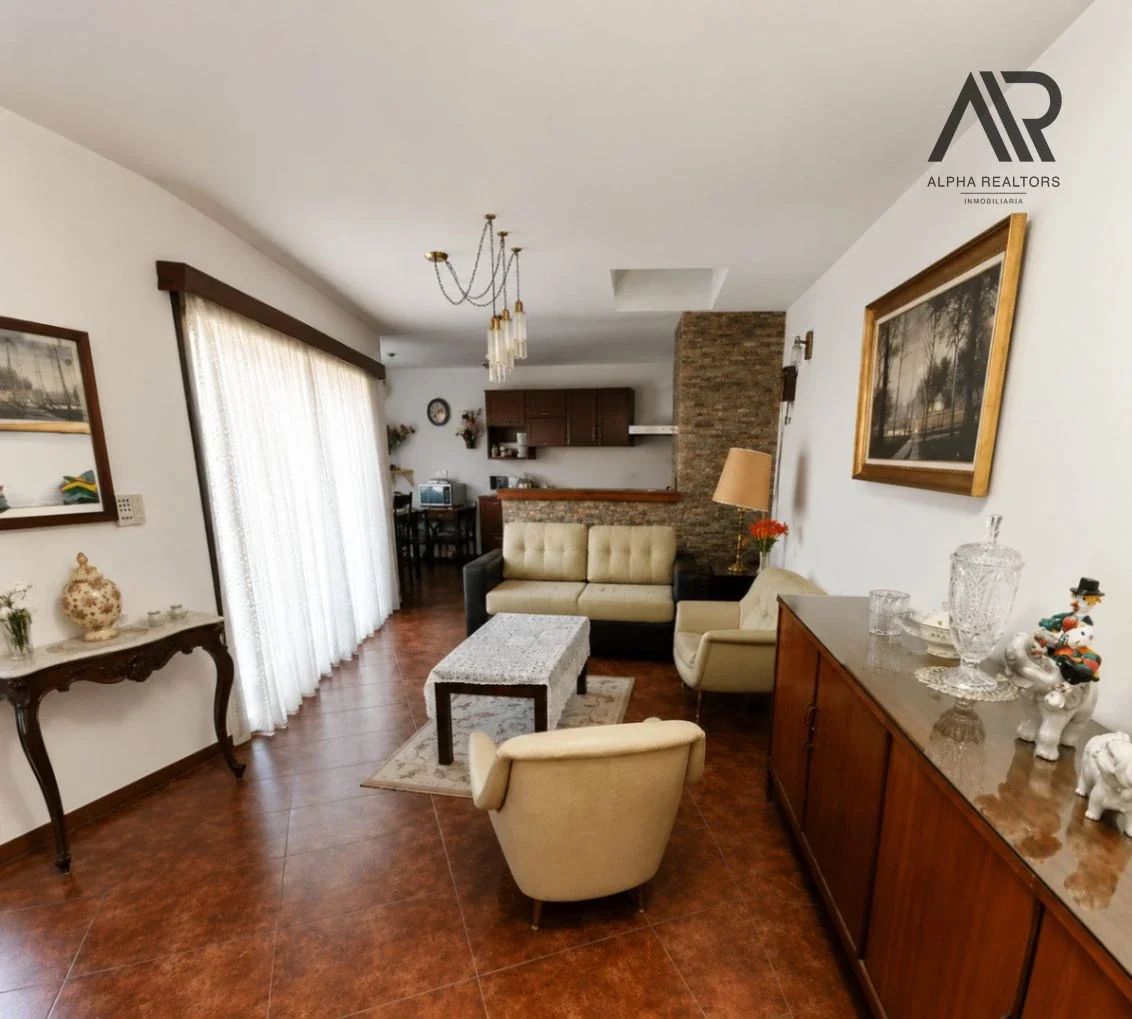 Casa en venta c/ cochera en Malvin - Imagen 4