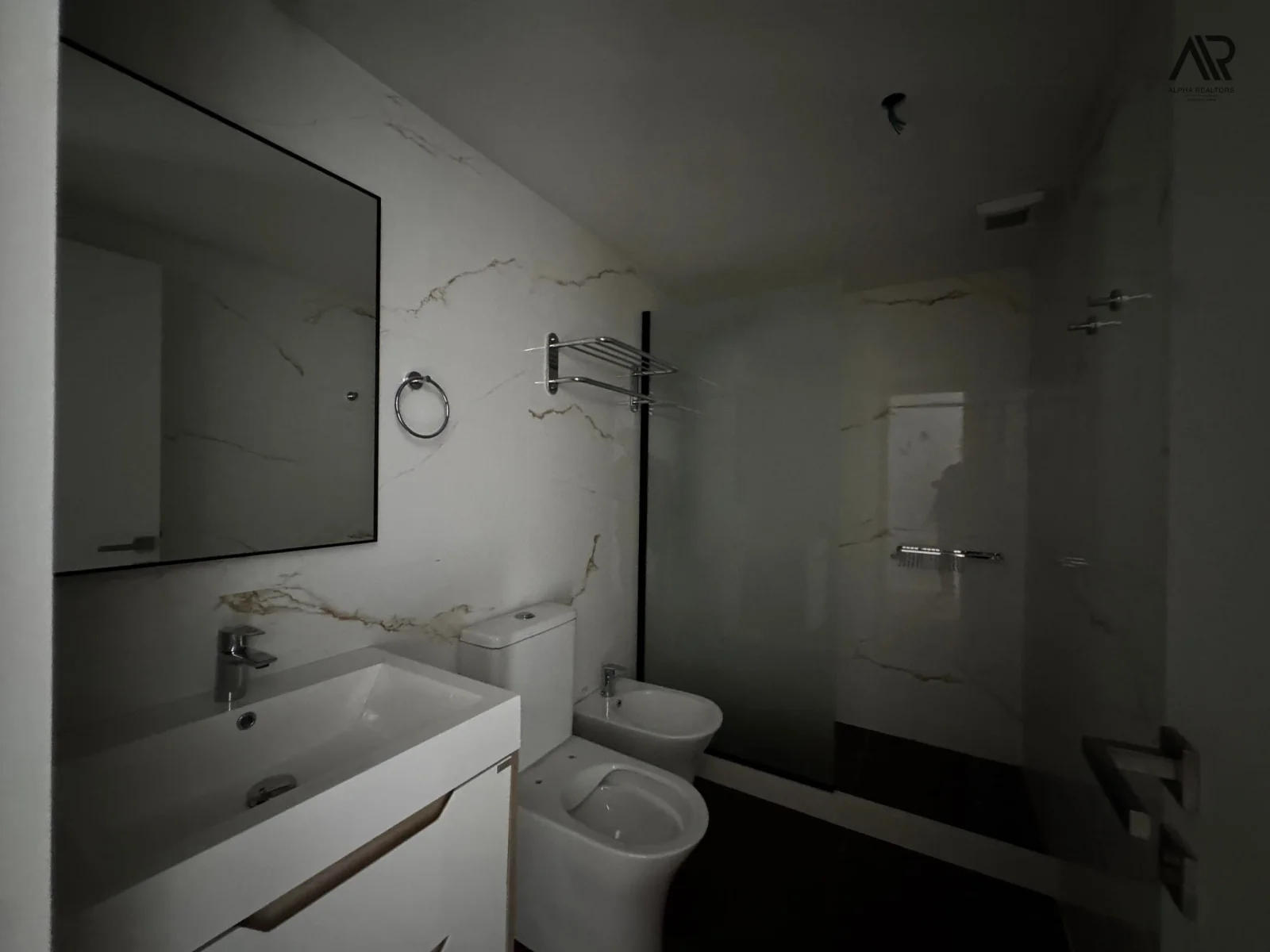 Apartamento a estrenar en venta en el solicitado edificio Torres del Este - Imagen 4