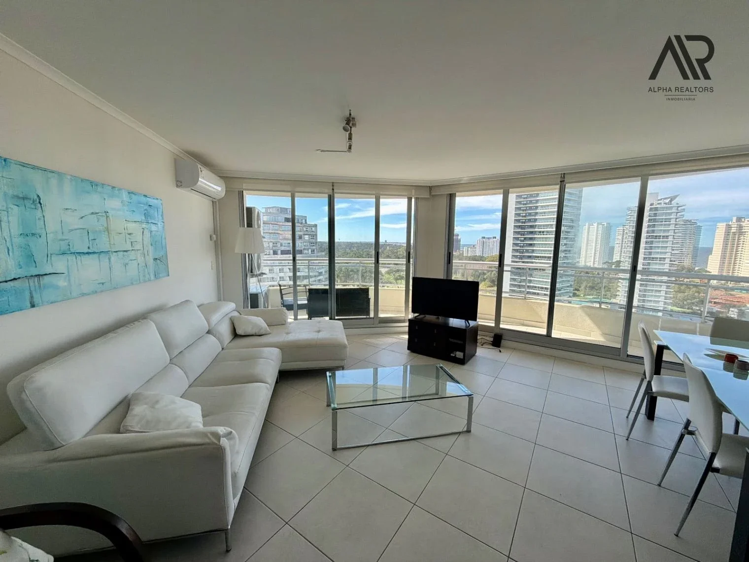 Apartamento en venta c/ cochera en Lugano - Imagen 3