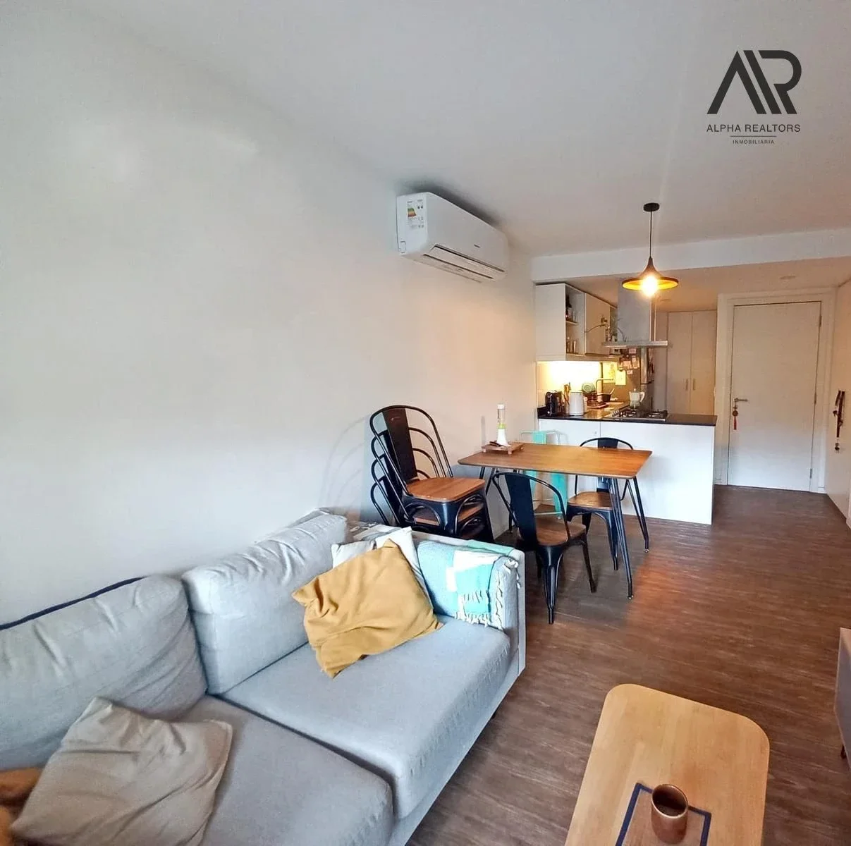 Apartamento en venta 2 Dorm. en Centro CON RENTA - Imagen 2