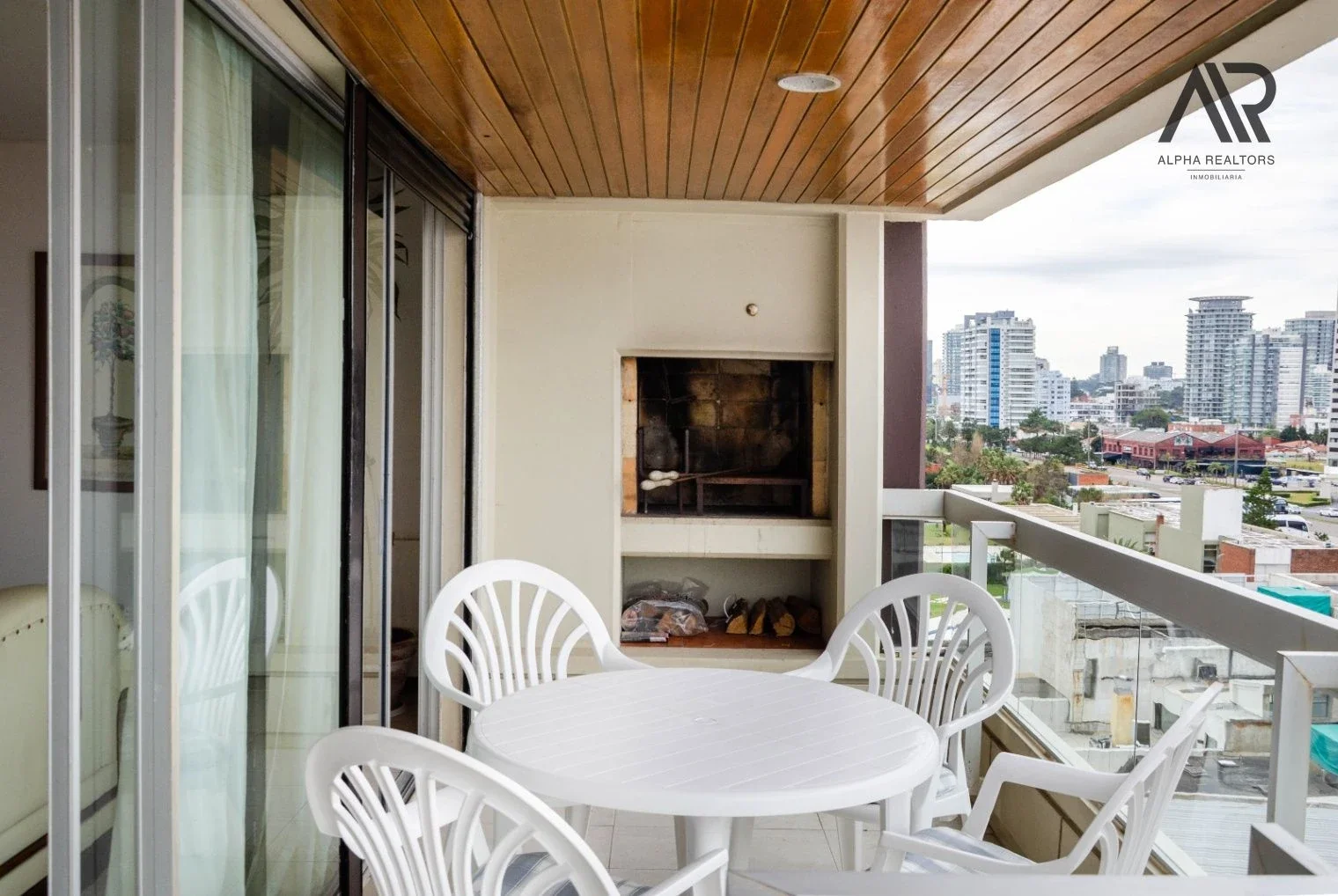 Apartamento en venta c/ cochera en Playa Mansa - Imagen 5