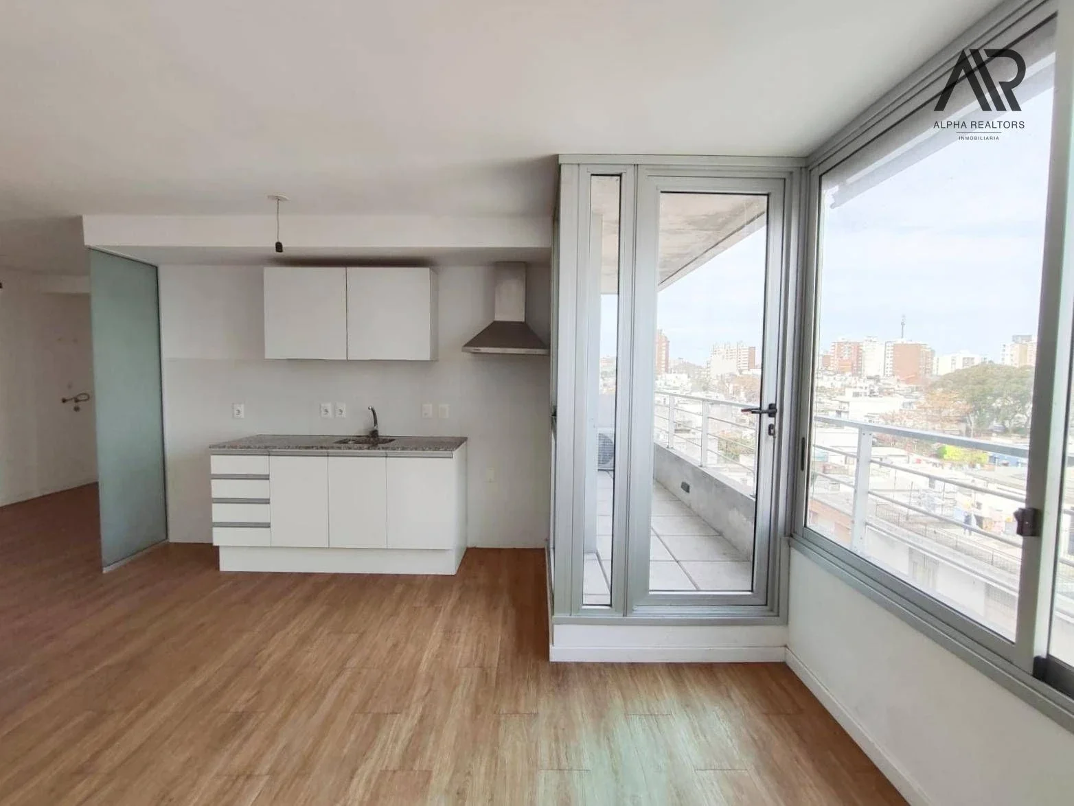 Venta de apartamento de 3 dormitorios con terraza RENTADO en La Blanqueada - Imagen 4