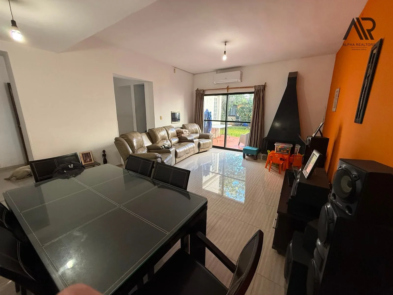 Casa en venta c/ cochera en Barrio Sur - Imagen 3