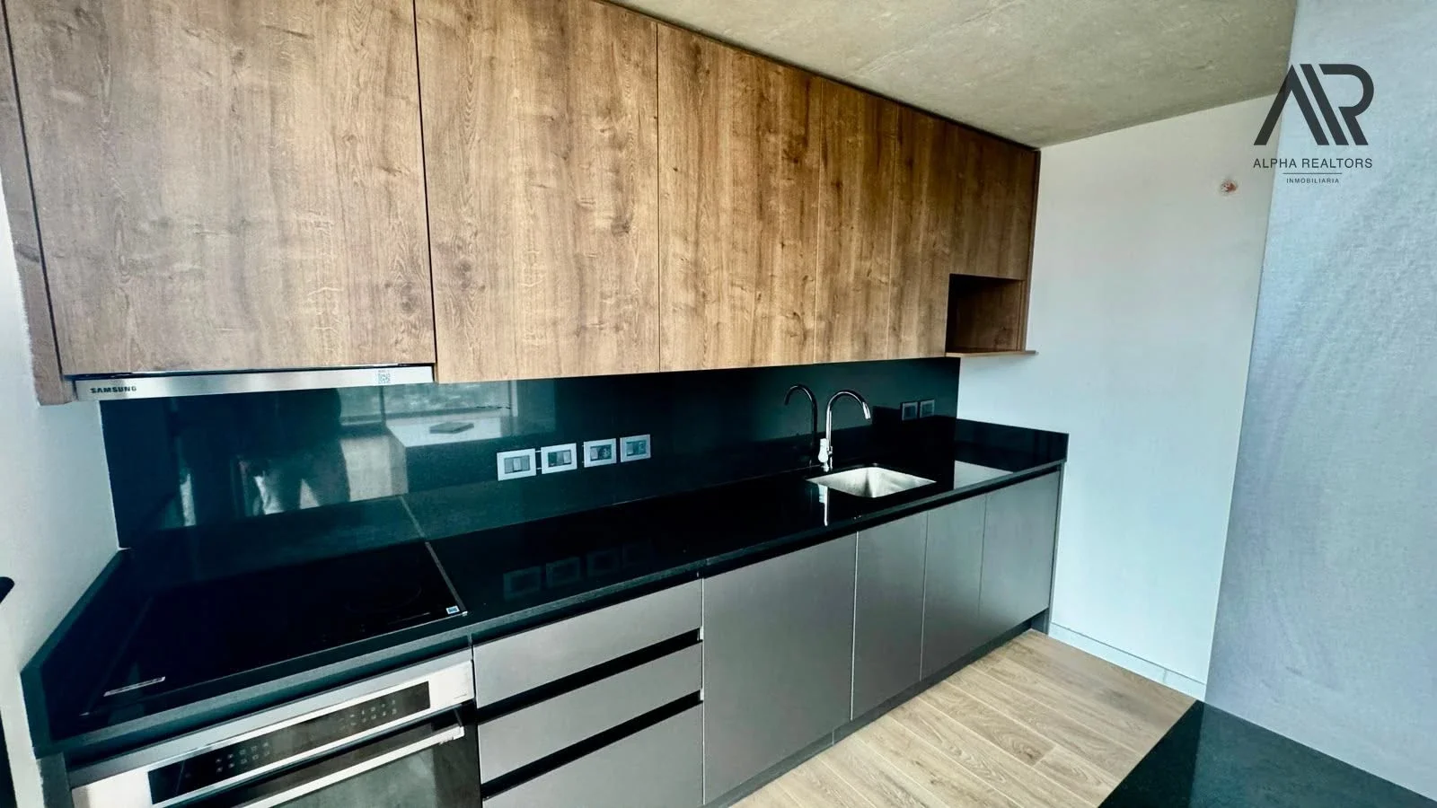 Apartamento en venta c/ cochera en La Pastora - Imagen 3