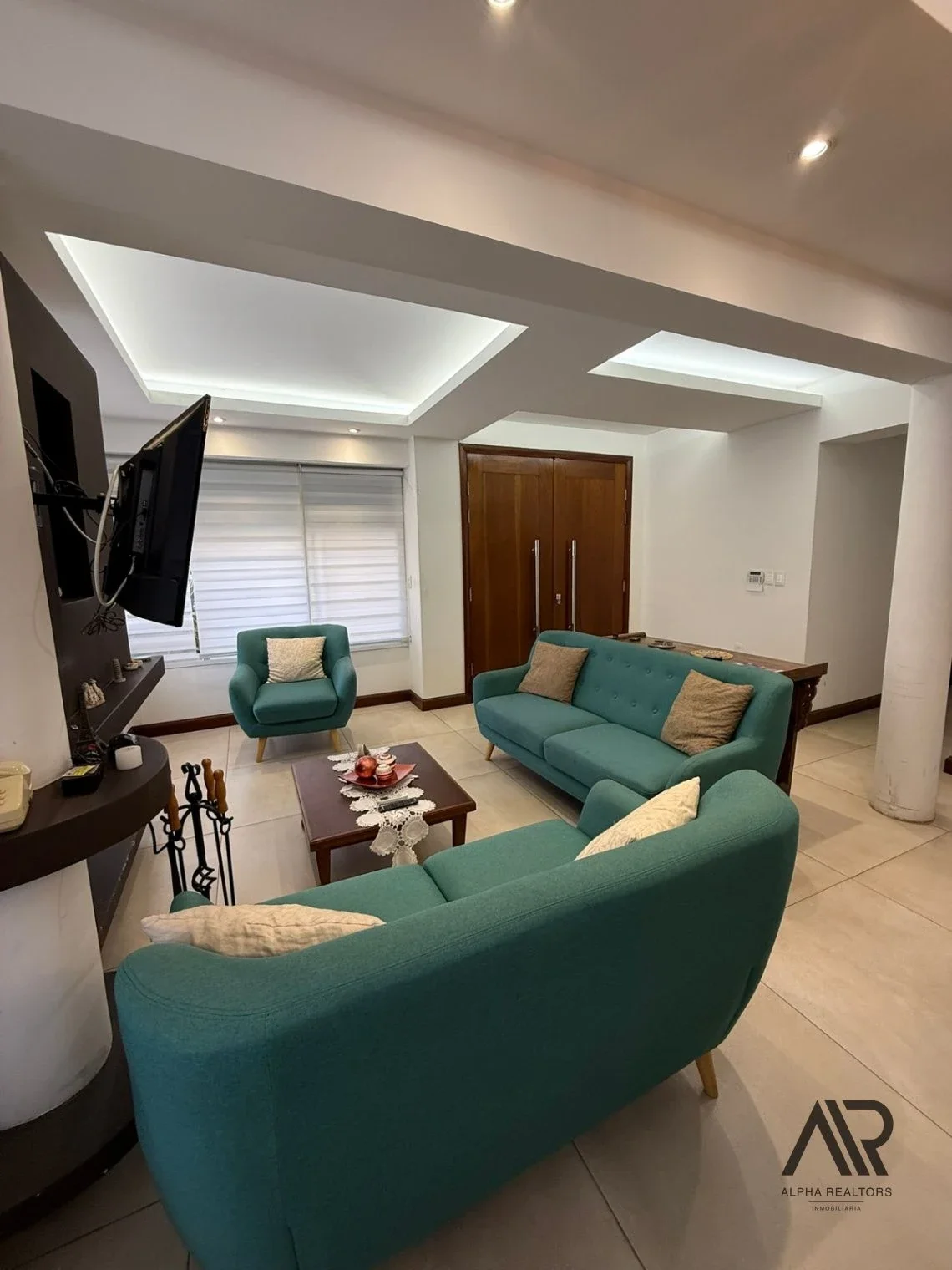 Casa en alquiler  c/ cochera en Artigas - Imagen 4