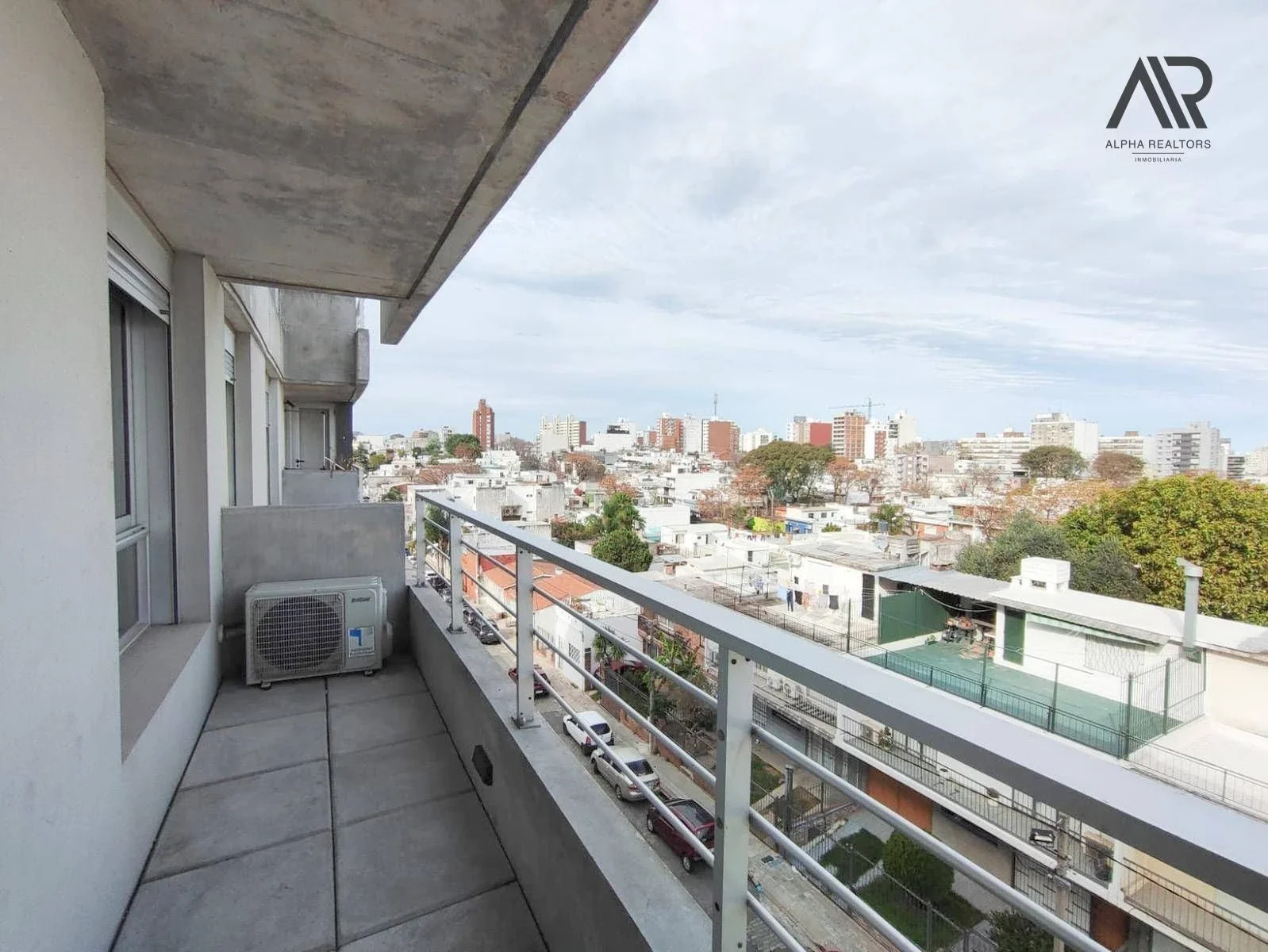 Venta de apartamento de 3 dormitorios con terraza RENTADO en La Blanqueada - Imagen 5