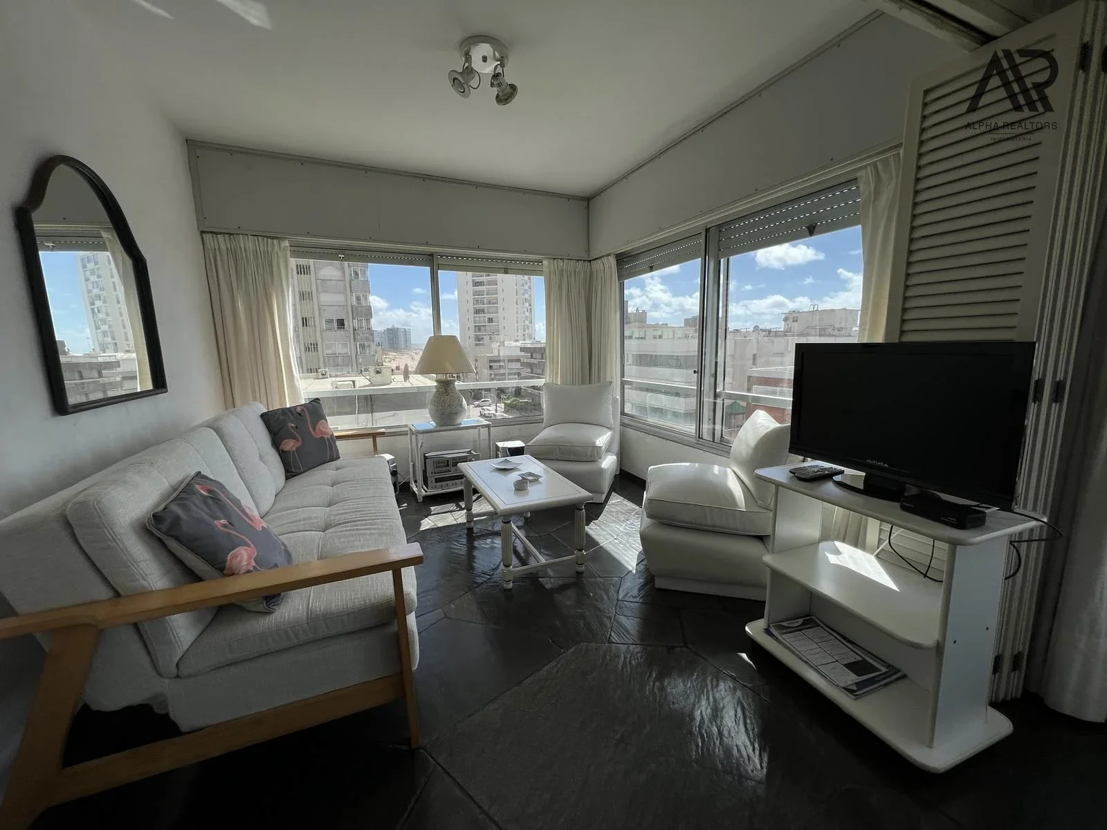 Apartamento en venta c/ cochera en Península - Imagen 3