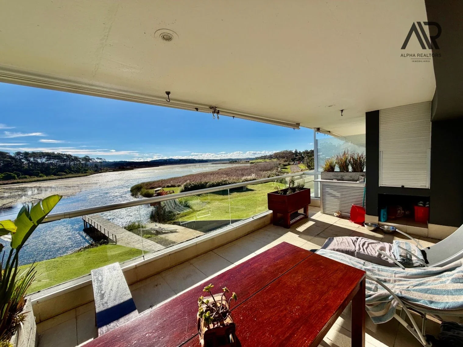 Apartamento en venta c/ cochera en Playa Mansa - Imagen 5