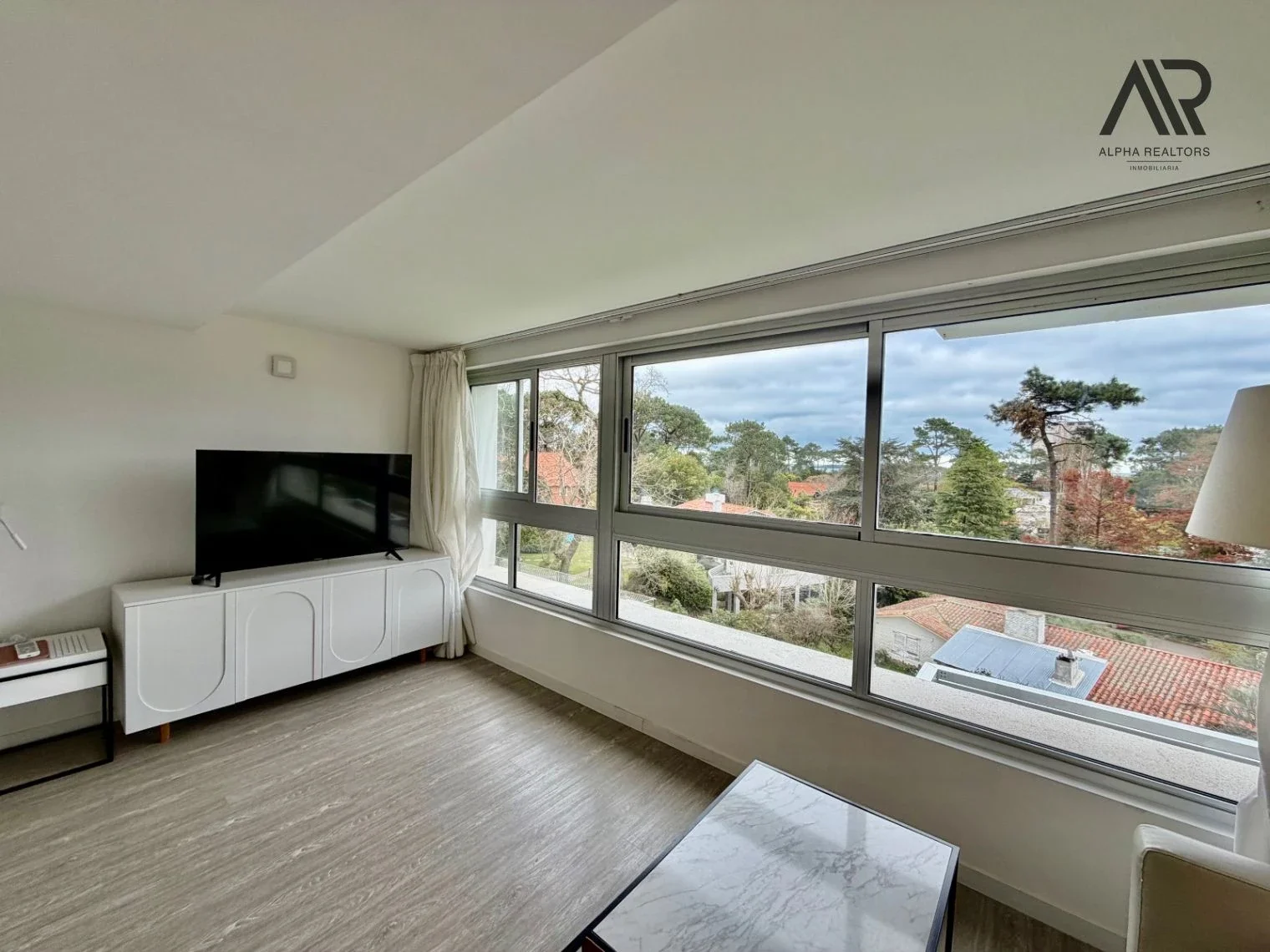 Apartamento en venta c/ cochera en Cantegril - Imagen 5