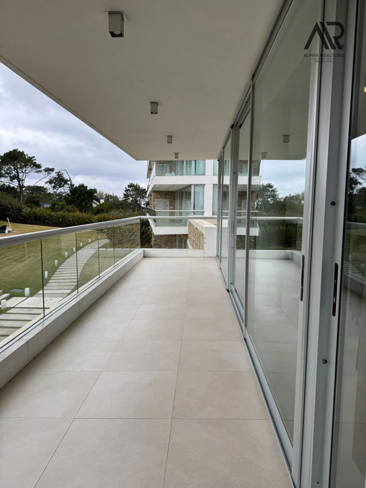 Apartamento en venta en Playa Brava - Imagen 3