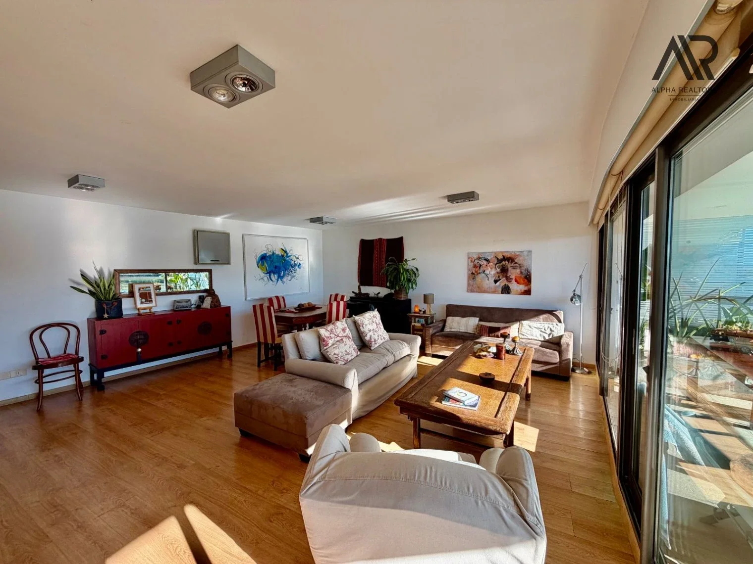 Apartamento en venta c/ cochera en Playa Mansa - Imagen 2