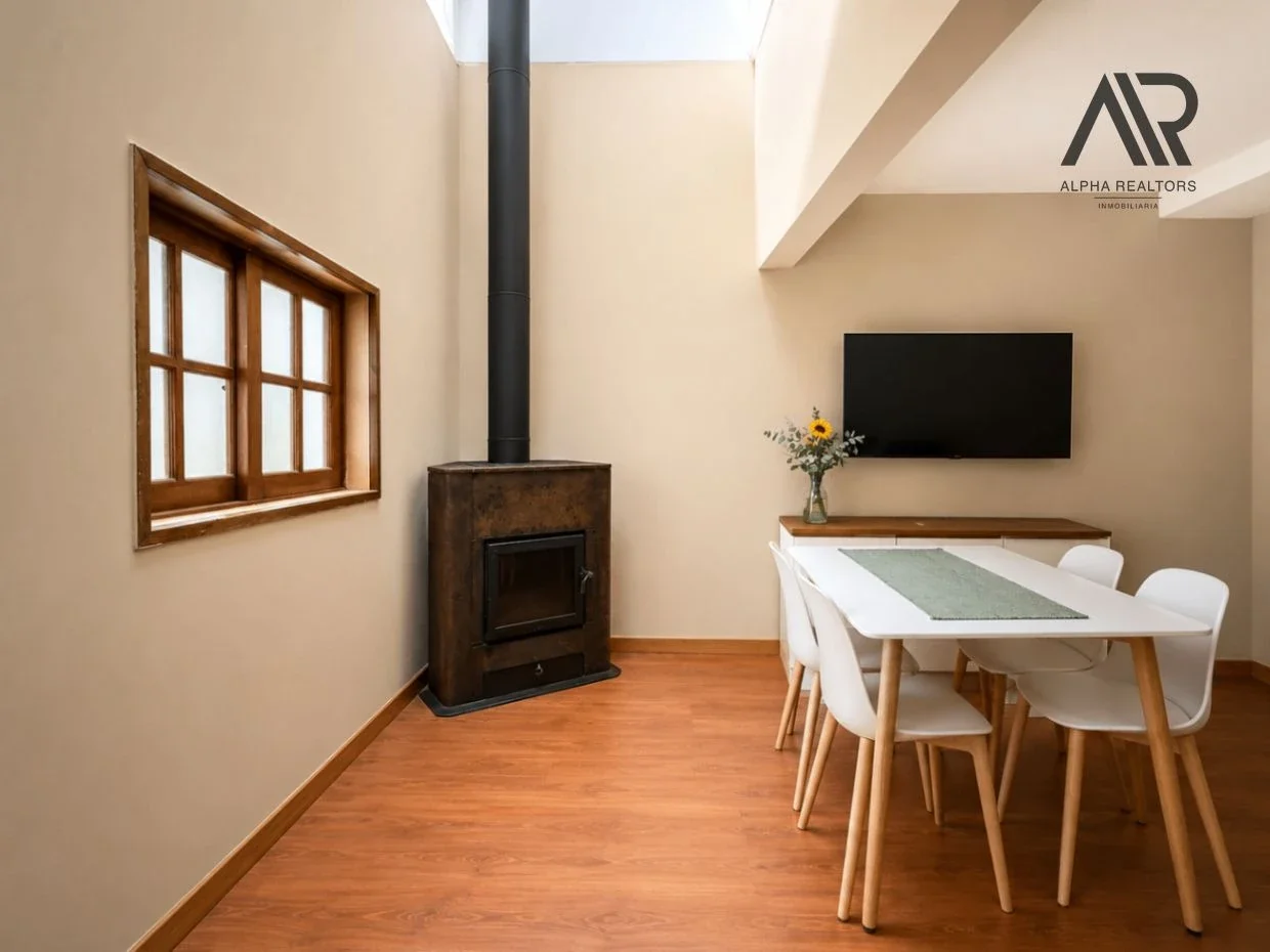 Casa en venta c/ cochera en Tres Cruces - Imagen 4
