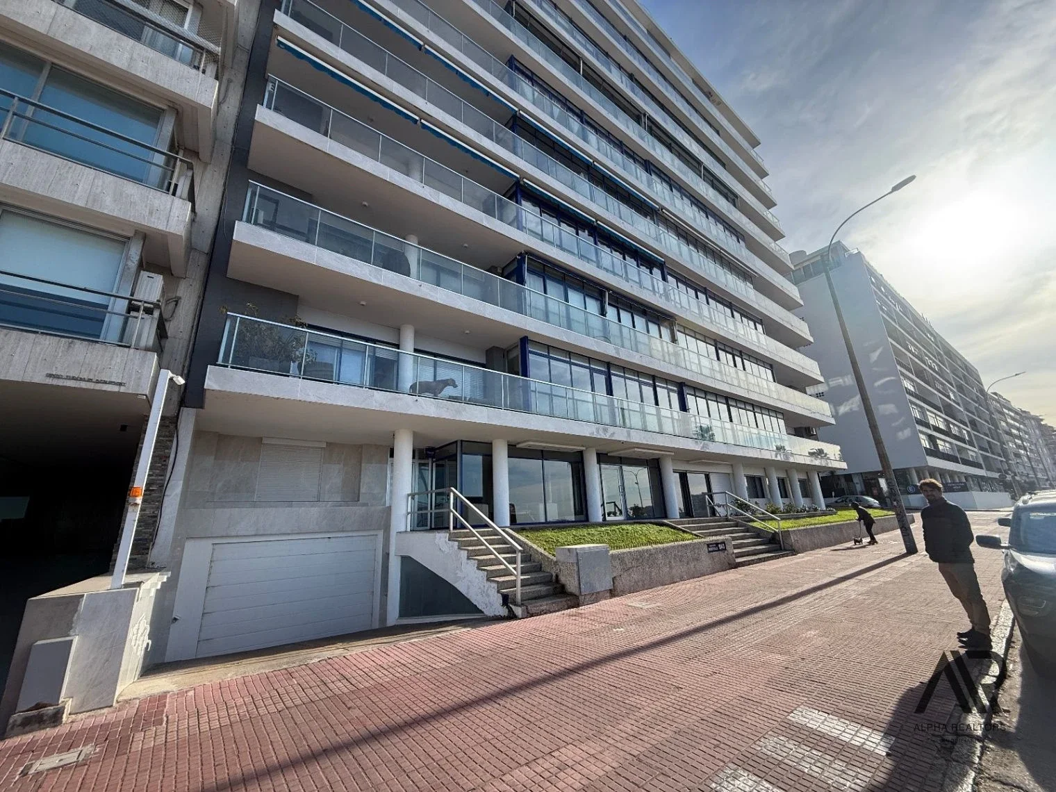 Apartamento en venta 3 dormitorios c/ cochera en Pocitos - Imagen 2