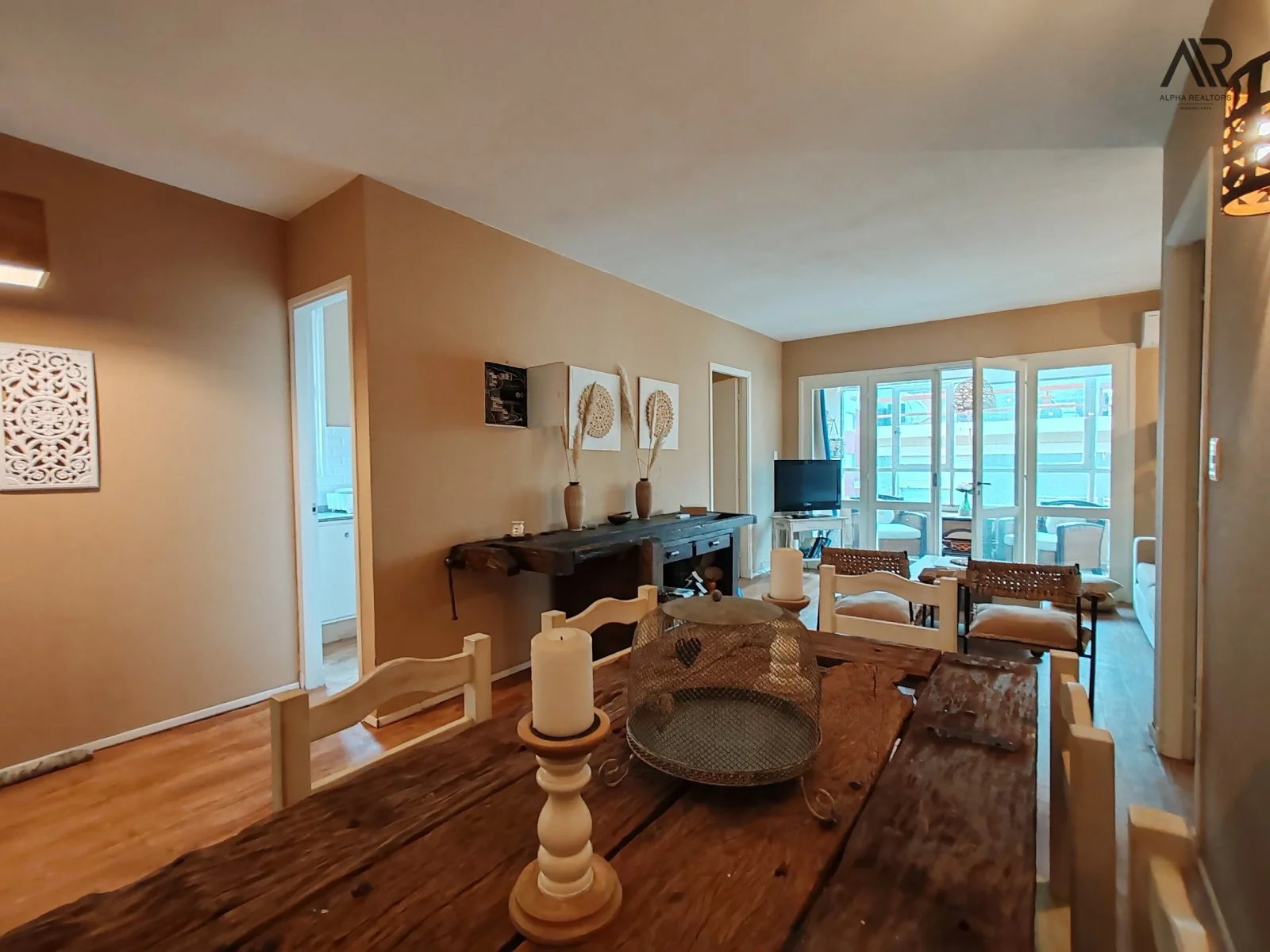Acogedor apartamento de 3 dormitorios, 2 baños y 1 cochera en Punta del Este - Imagen 3