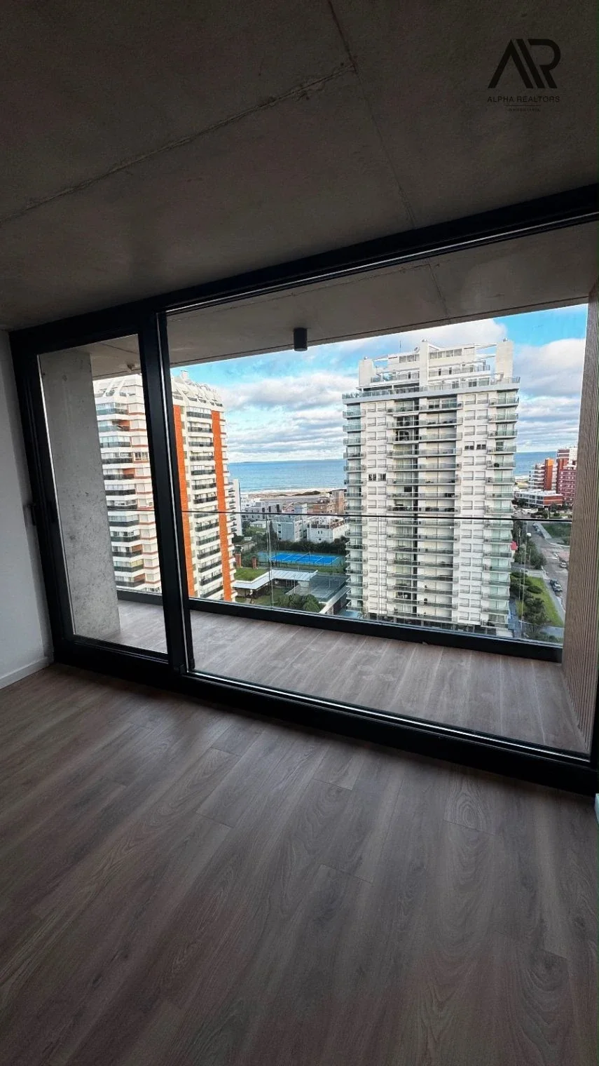 Apartamento en venta en Torres del Este - Imagen 2