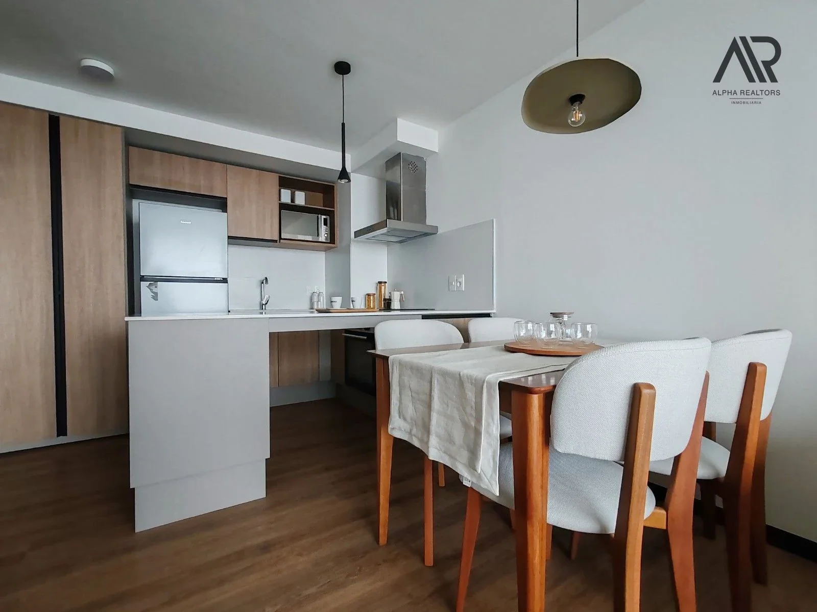 Apartamento de 1 dormitorio con terraza y COCHERA INCLUIDA en Parque Batlle! - Imagen 2