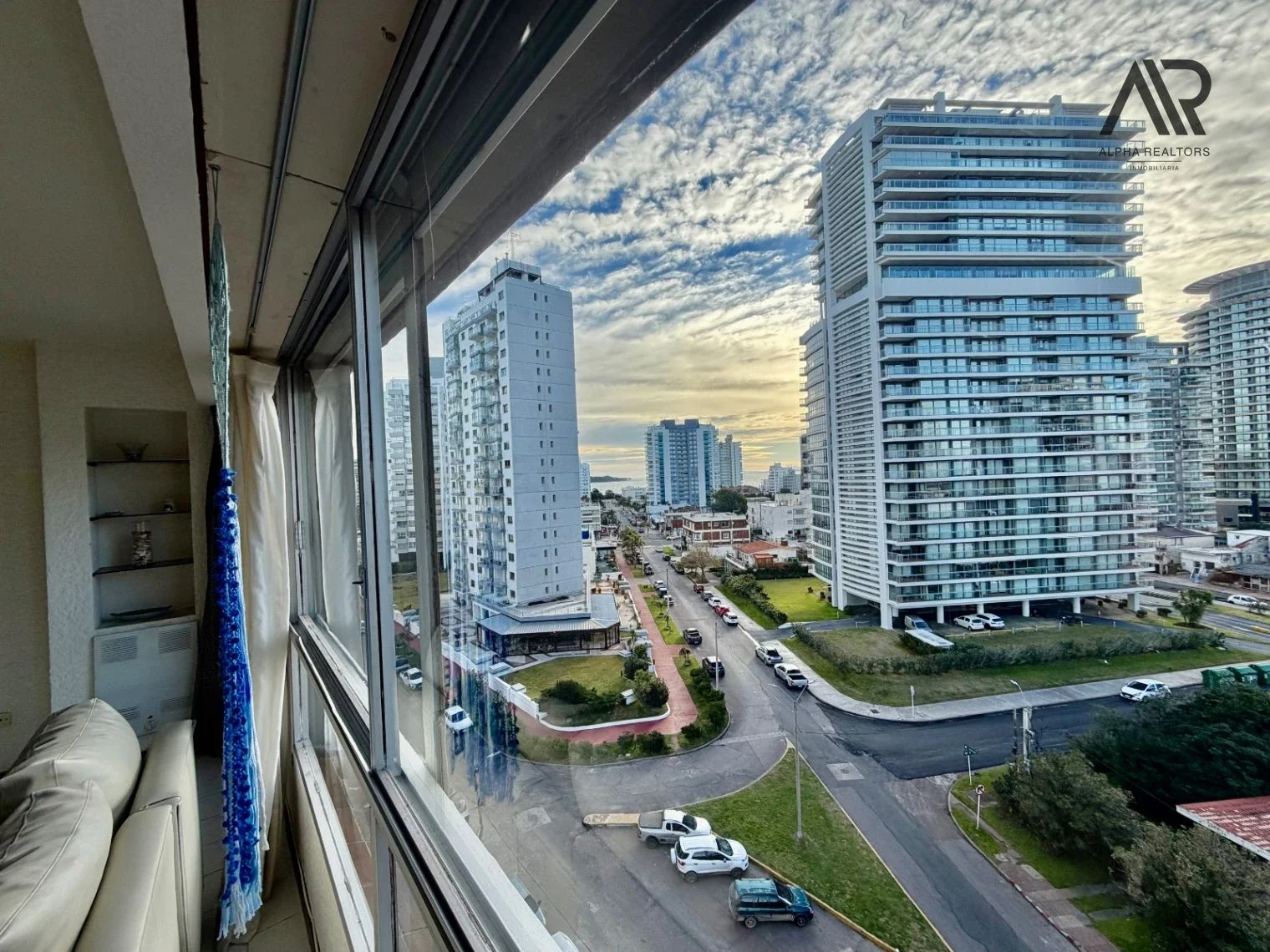 Apartamento en venta c/ cochera en La Pastora - Imagen 3