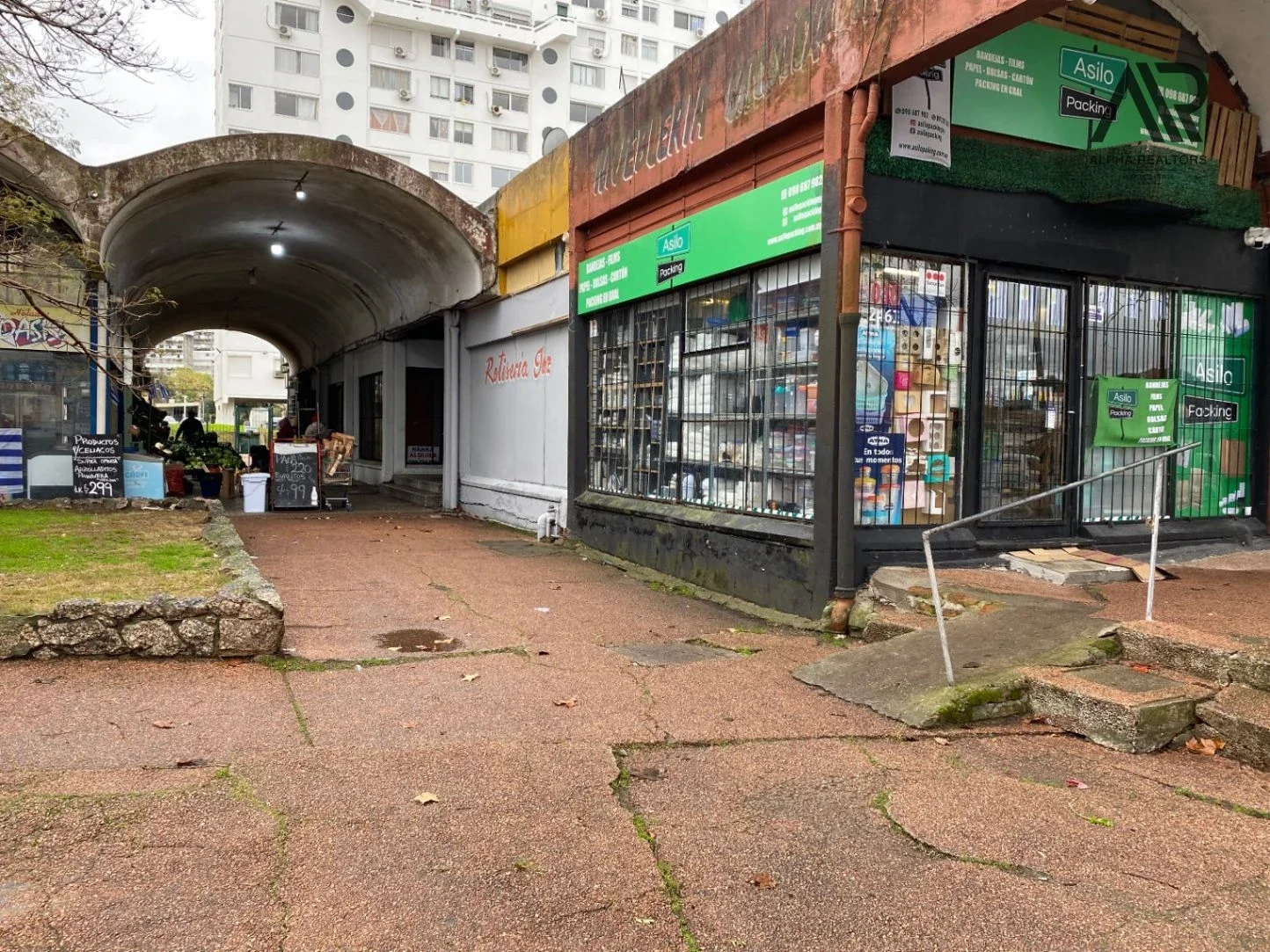 Local Comercial en alquiler ubicado en Malvin Norte - Imagen 2