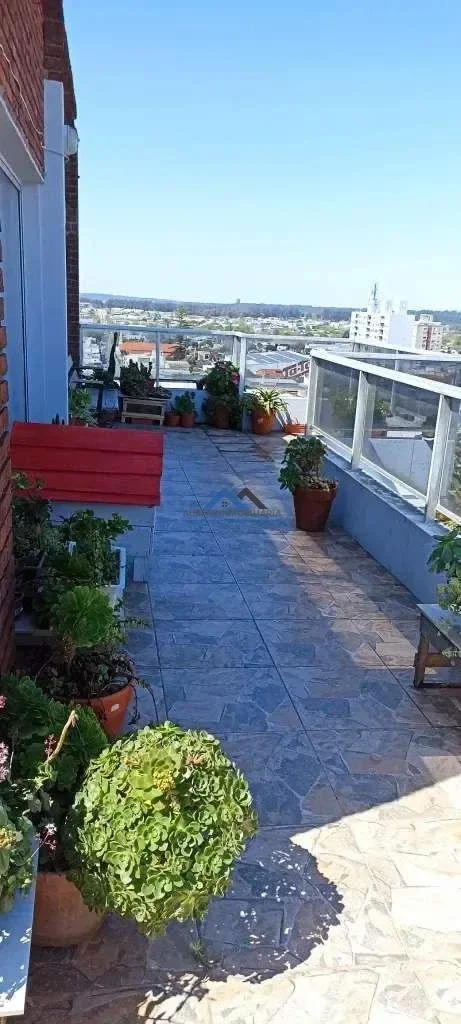 Venta Apartamento 3 Dormitorios con cochera en Centro - Maldonado - Imagen 3