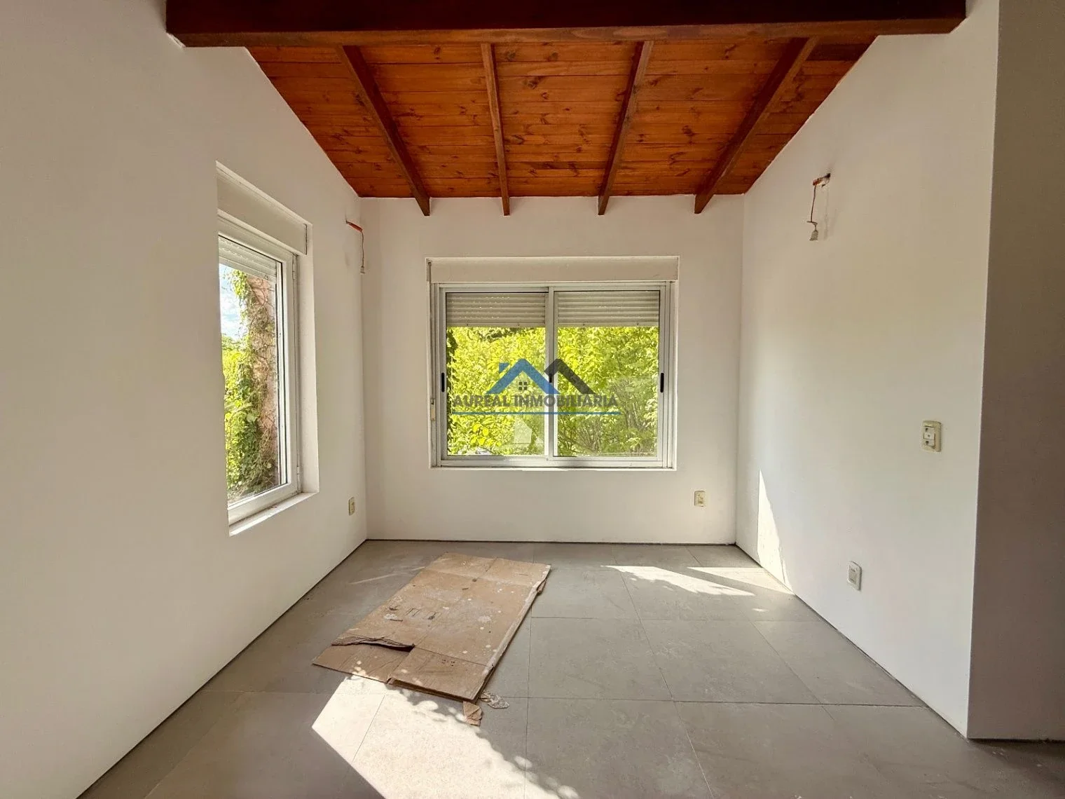Venta casa 2 dormitorios con cochera y 2 baños en Hipódromo - Maldonado - Imagen 5