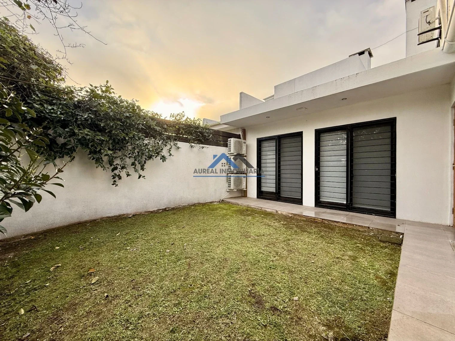 Venta Casa 3 dormitorios y 4 baños con cochera en Pinares - Maldonado - Imagen 5