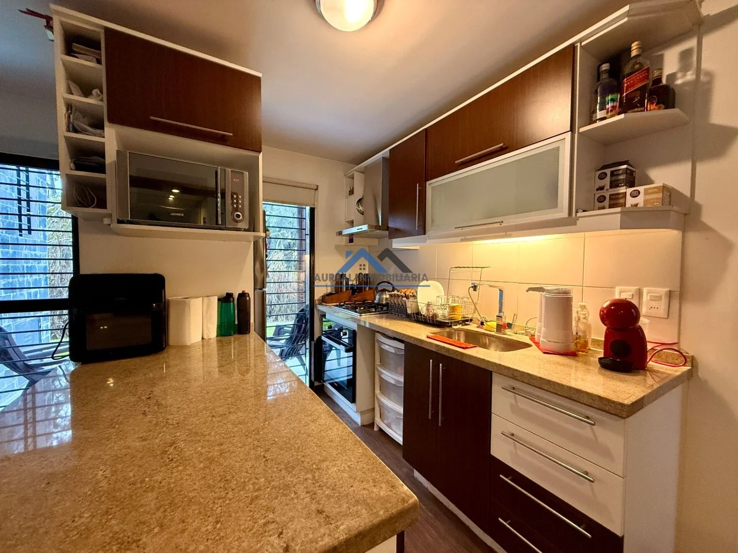 Casa en venta c/ cochera en Pinares - Imagen 3