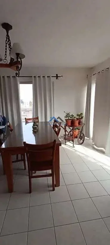 Venta Apartamento 3 Dormitorios con cochera en Centro - Maldonado - Imagen 2