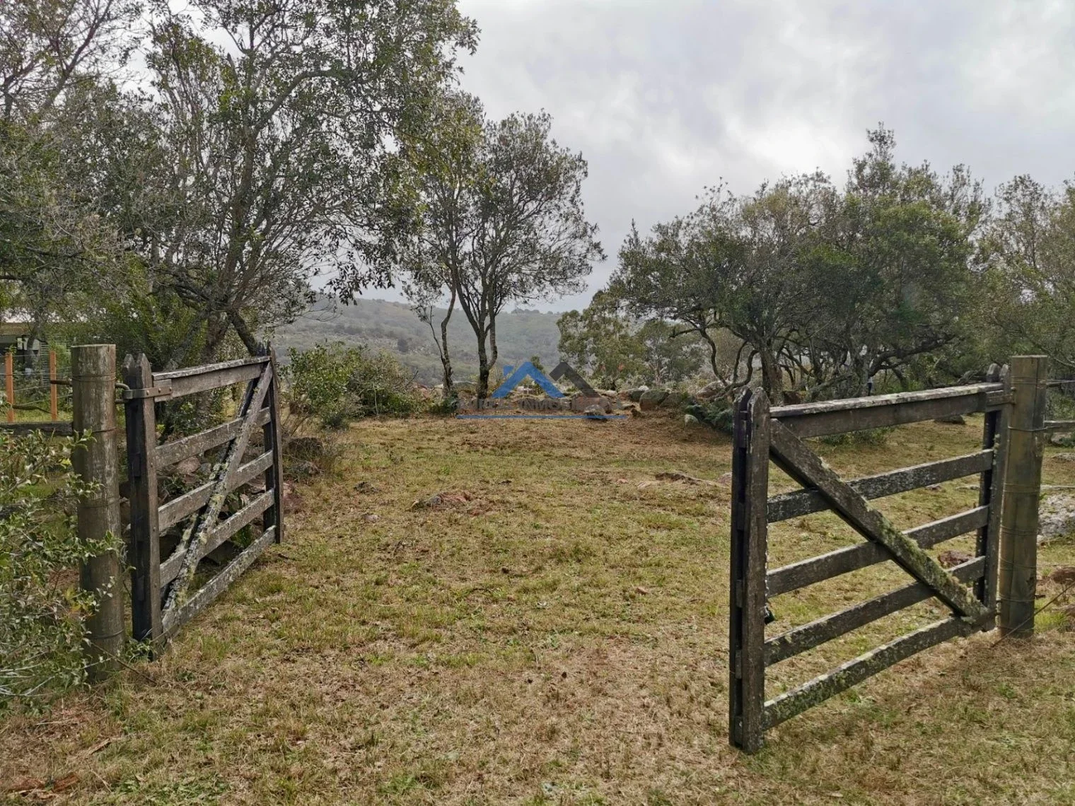Terreno en venta de 1620m2 ubicado en Villa Serrana - Imagen 2