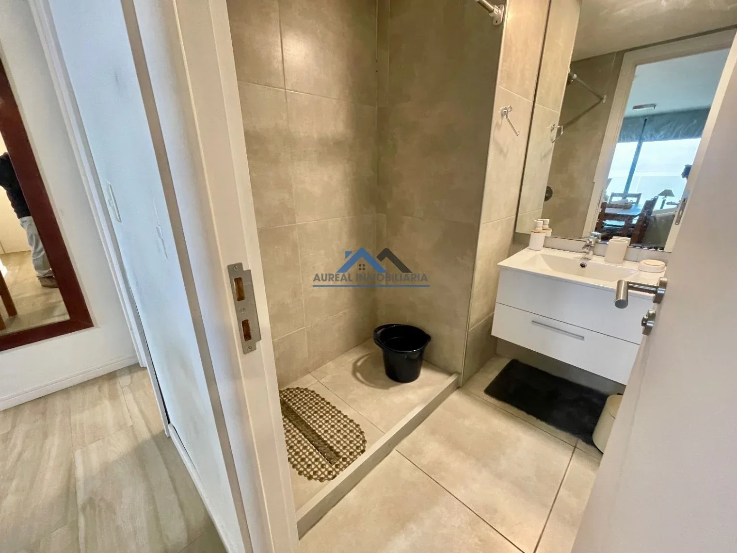Apartamento en venta c/ cochera en Piriápolis - Imagen 5