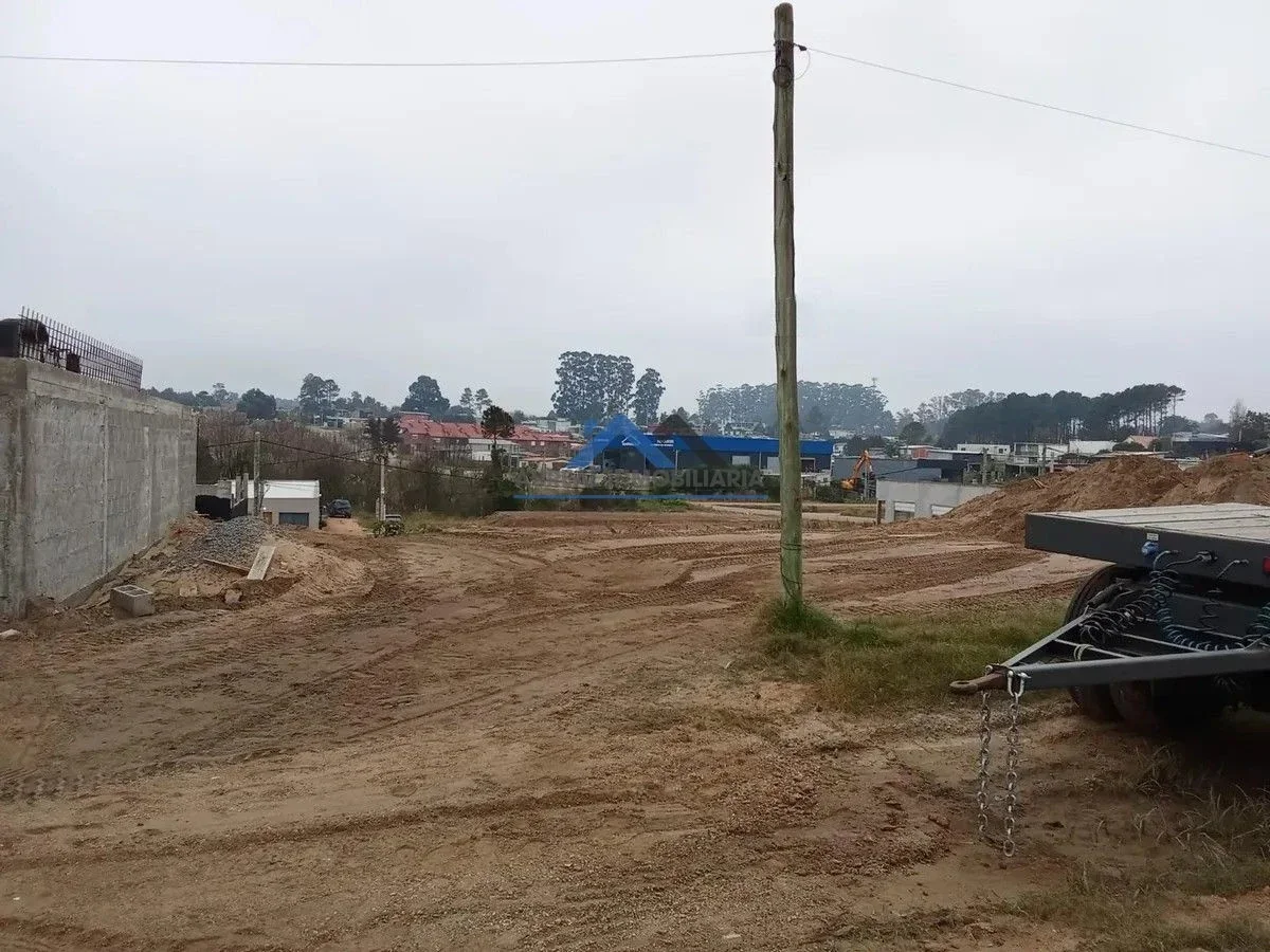 Venta Terreno de 370m2 con salida a dos calles en Fraccionamiento 4H - Maldonado - Imagen 2