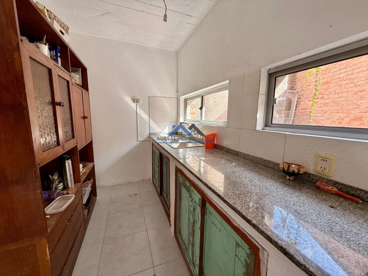 Venta casa 2 dormitorios con cochera y 2 baños en Hipódromo - Maldonado - Imagen 3
