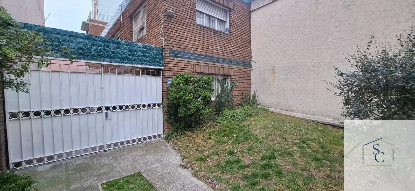 Casa en venta , 3 dormitorios, cochera  en Pocitos Nuevo - Imagen 2