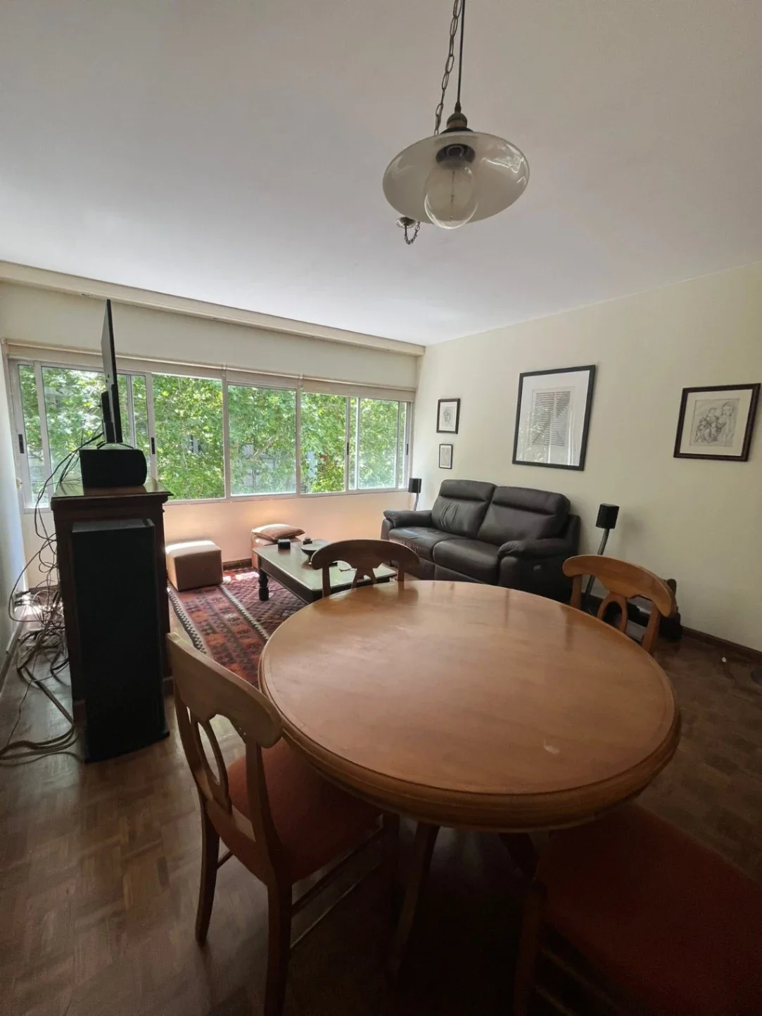Apartamento con muebles 2 dormitorios, cochera, en Punta Carretas - Imagen 4